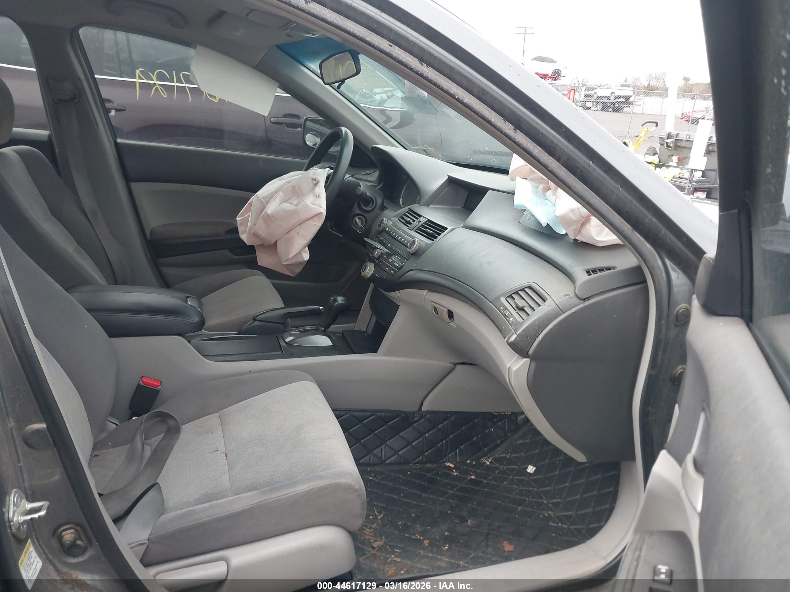 HONDA ACCORD image 5