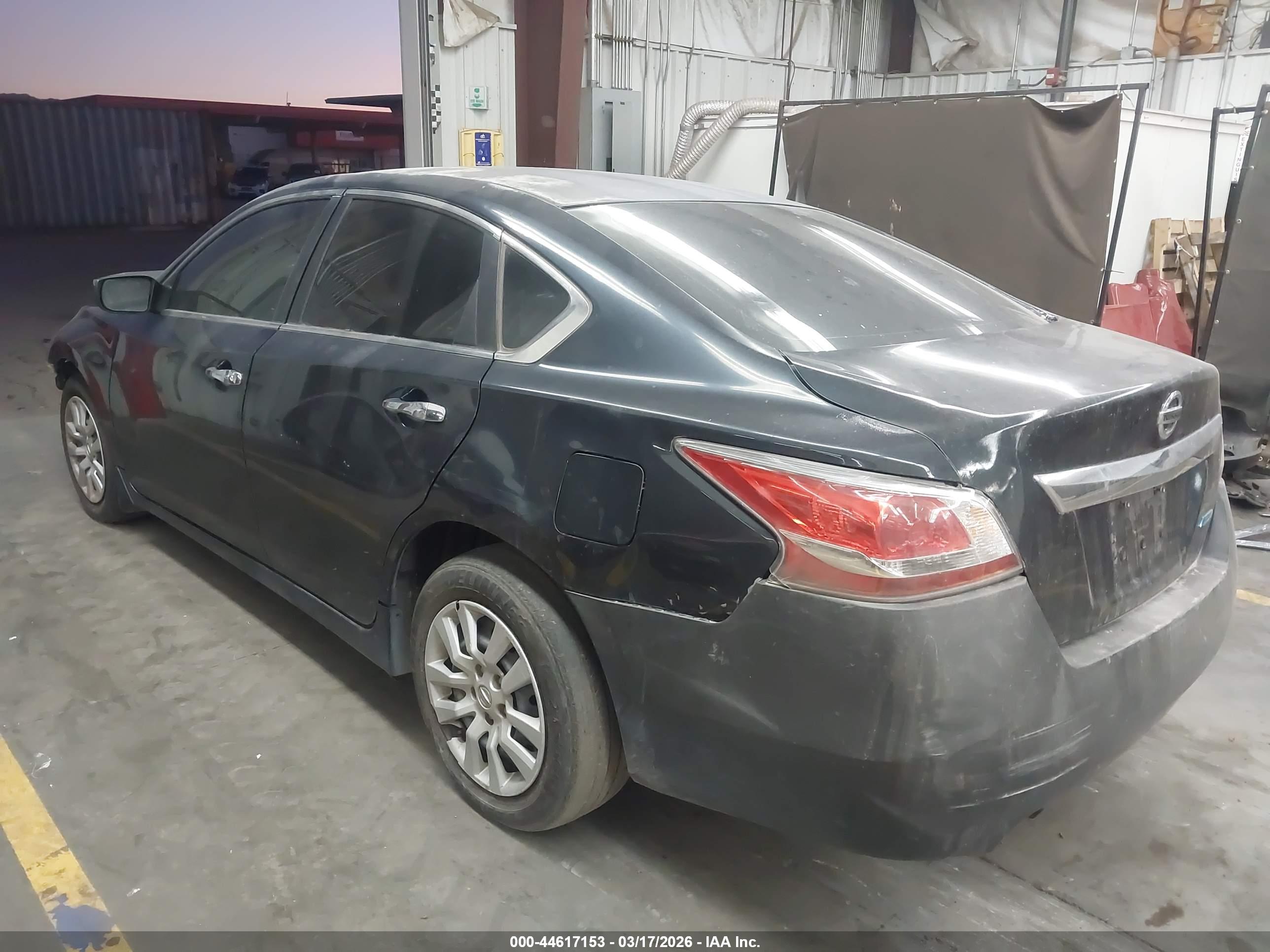 NISSAN ALTIMA image 3