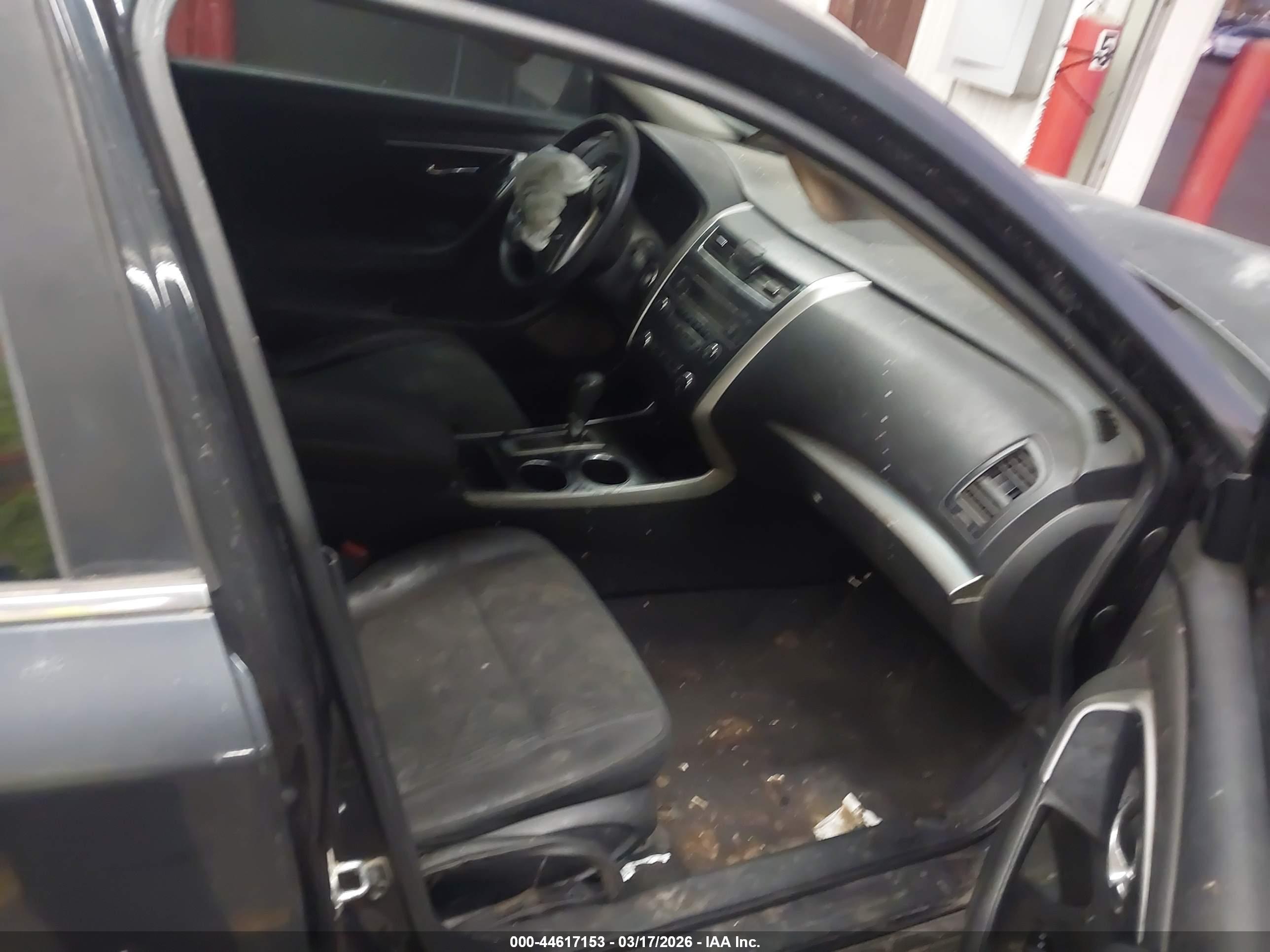 NISSAN ALTIMA image 5