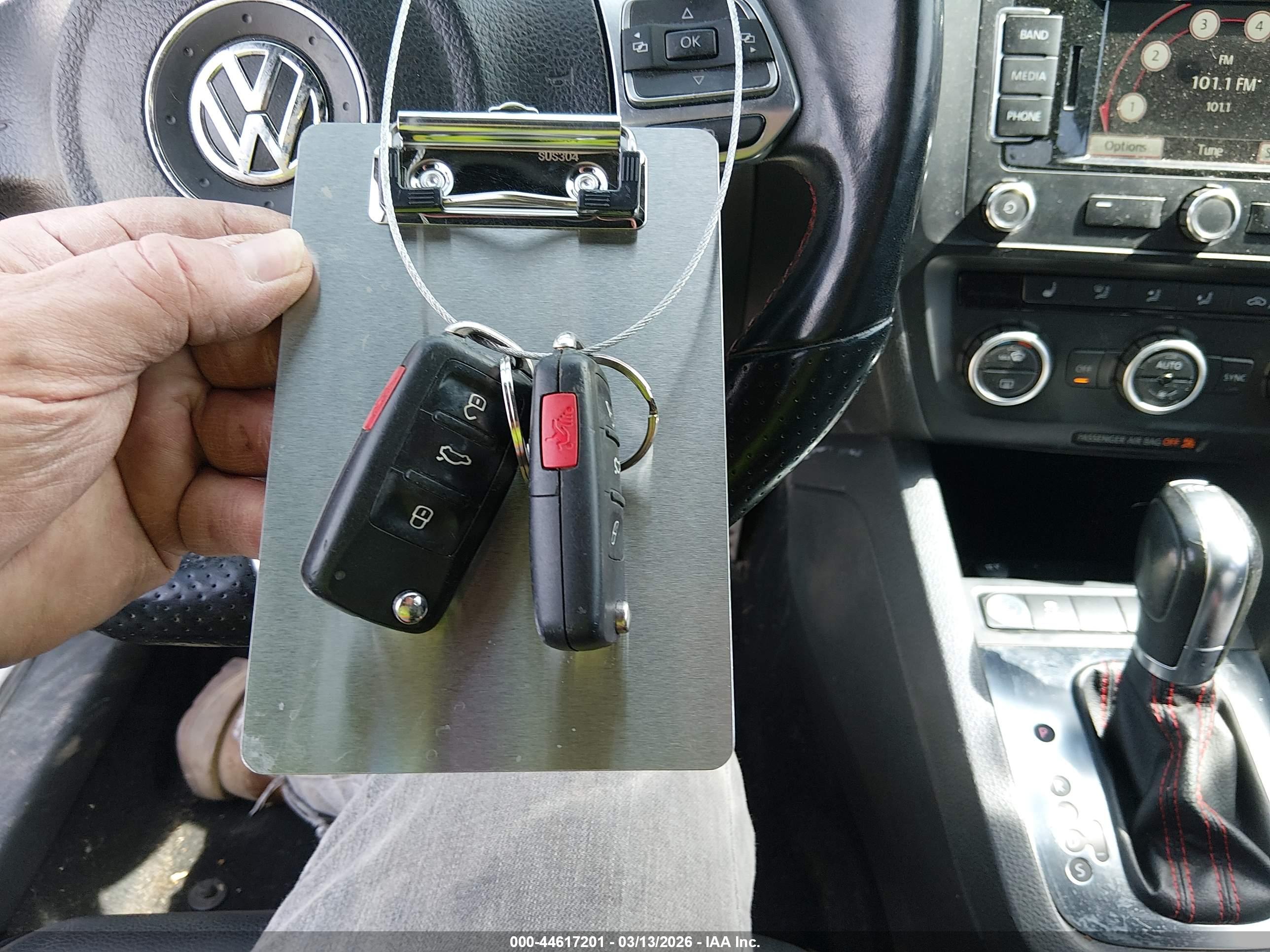 VOLKSWAGEN JETTA image 11