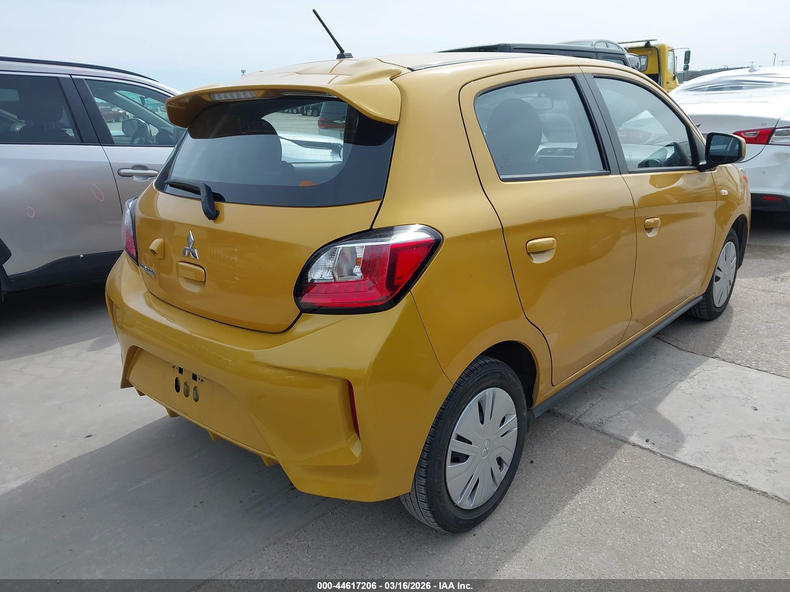 MITSUBISHI MIRAGE image 4