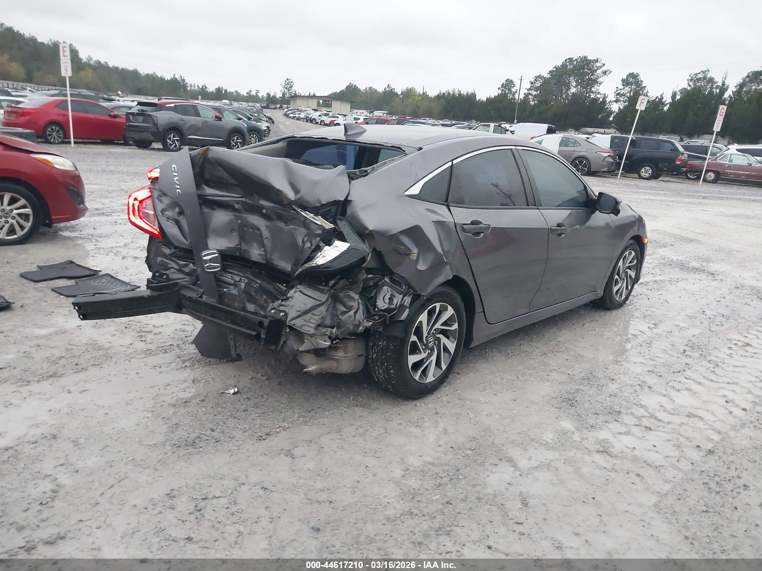 HONDA CIVIC image 4