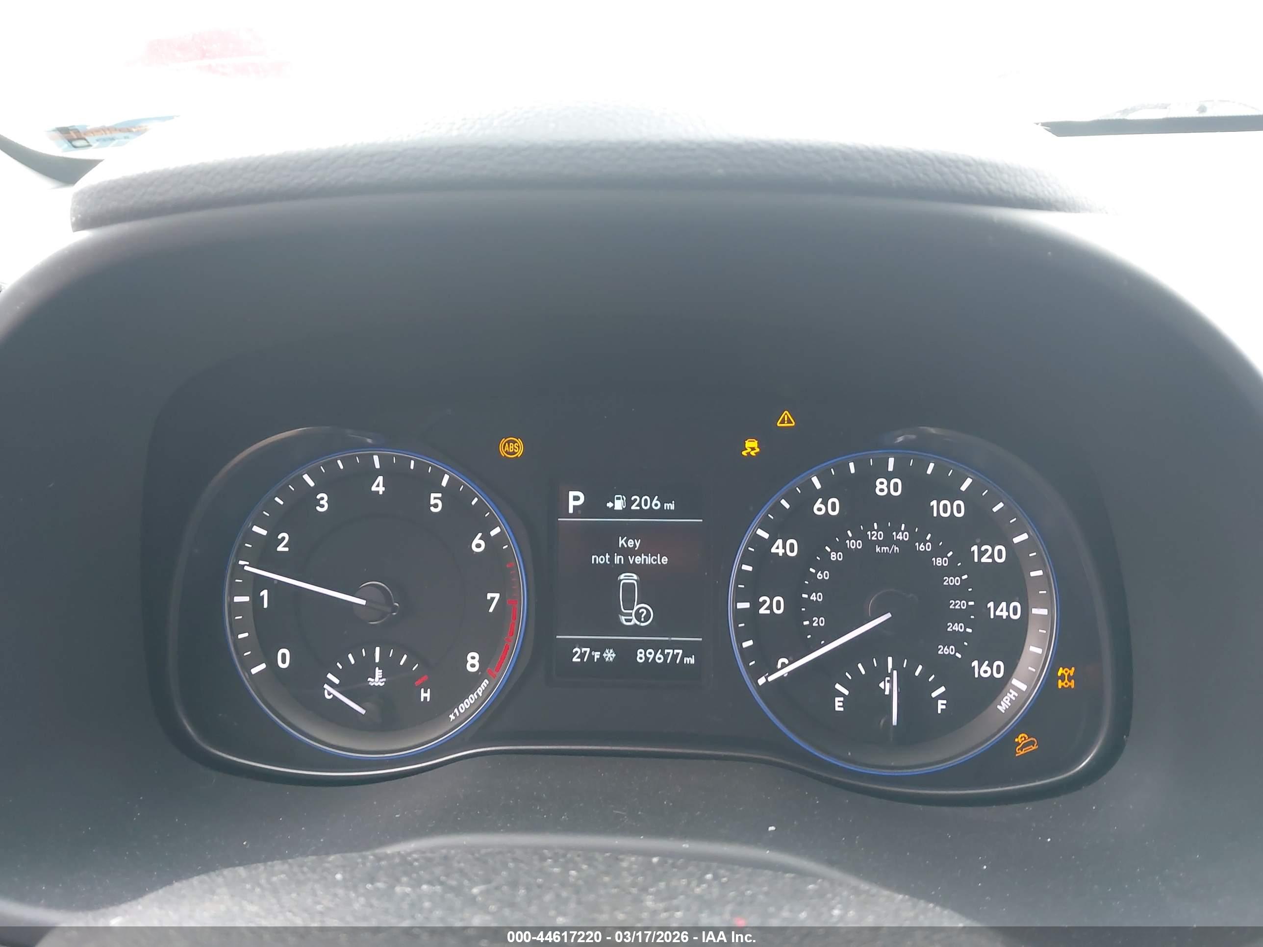HYUNDAI KONA image 7