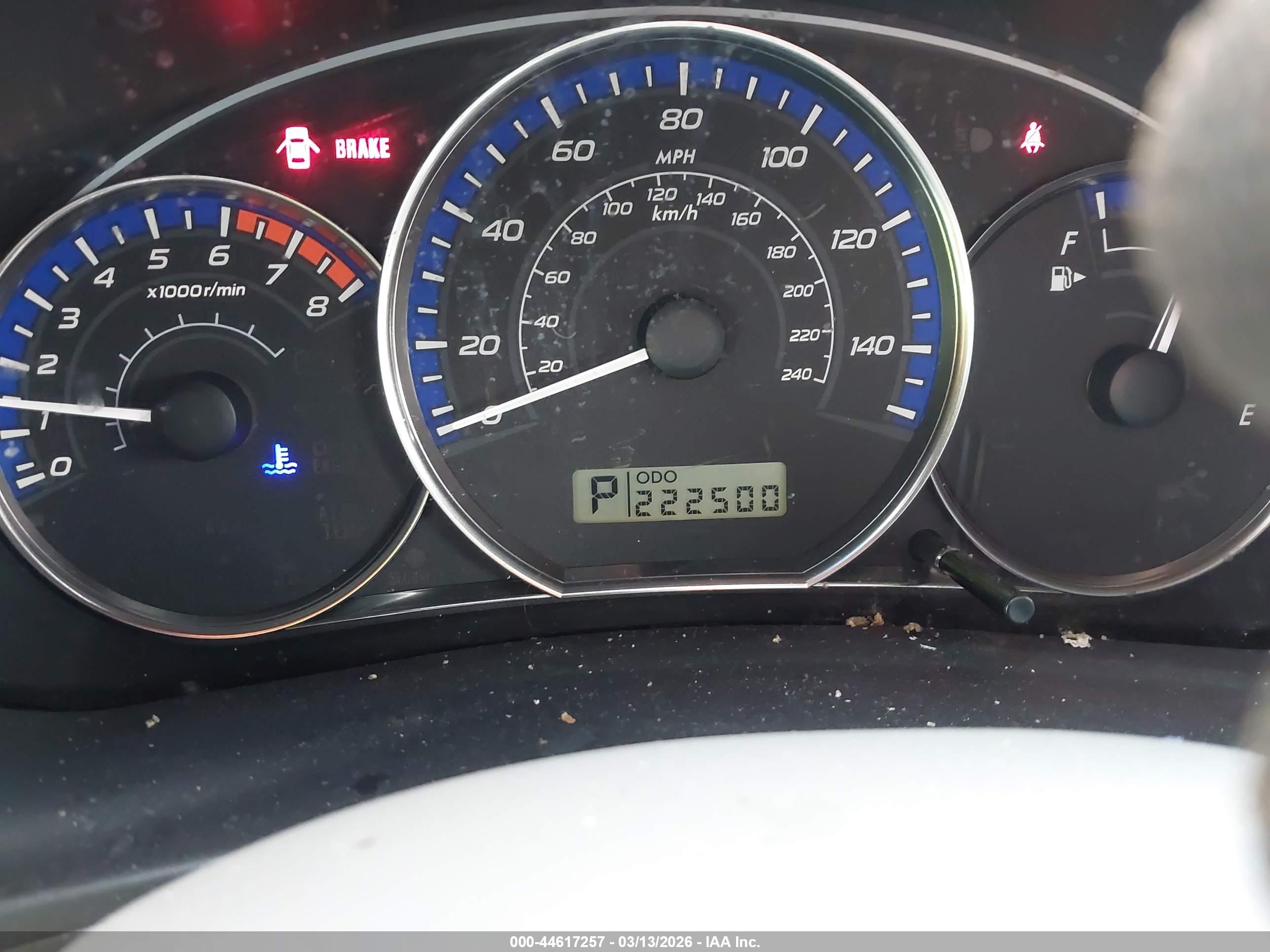 SUBARU FORESTER image 7