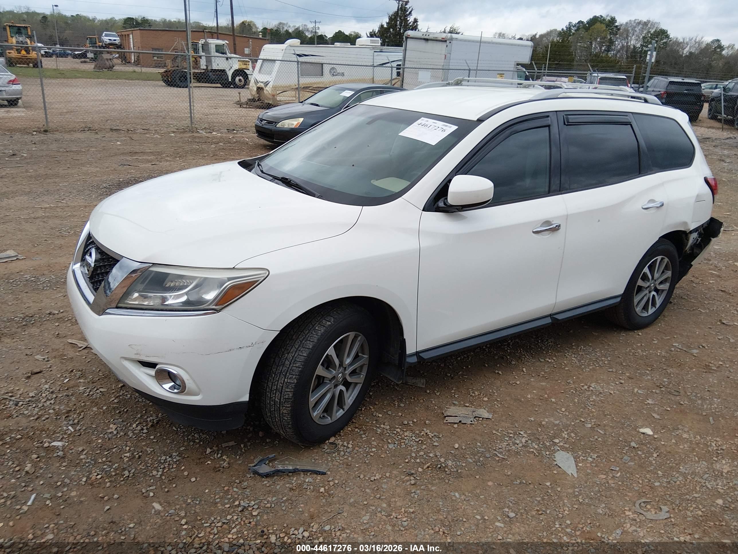 NISSAN PATHFINDER image 2