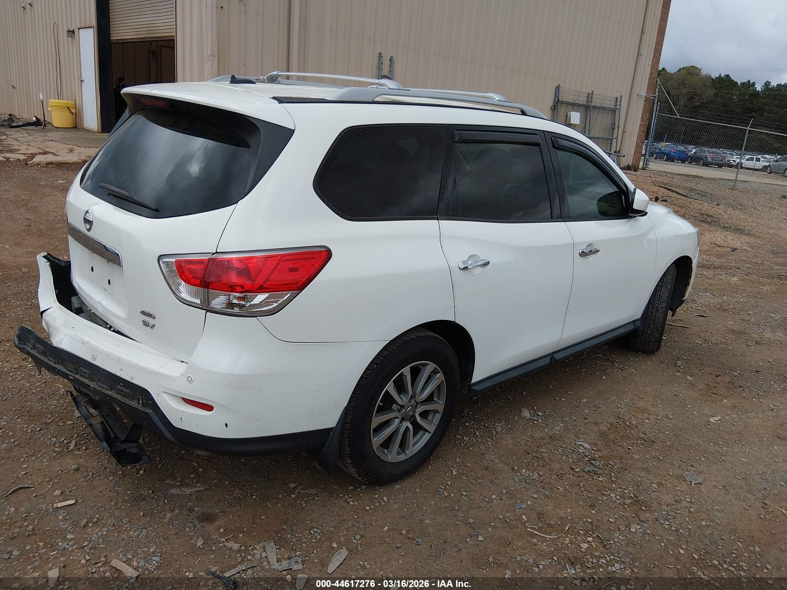 NISSAN PATHFINDER image 4