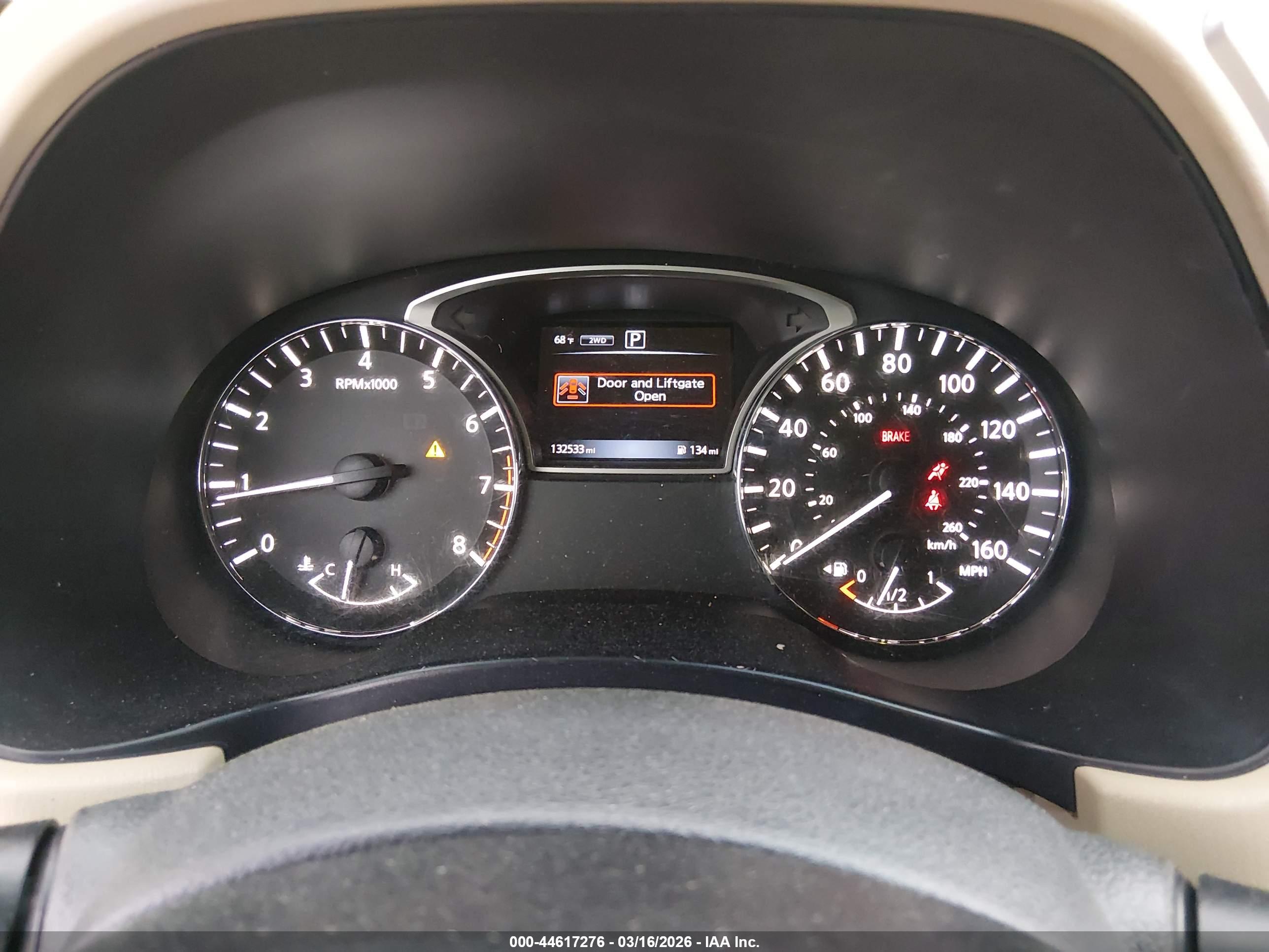 NISSAN PATHFINDER image 7