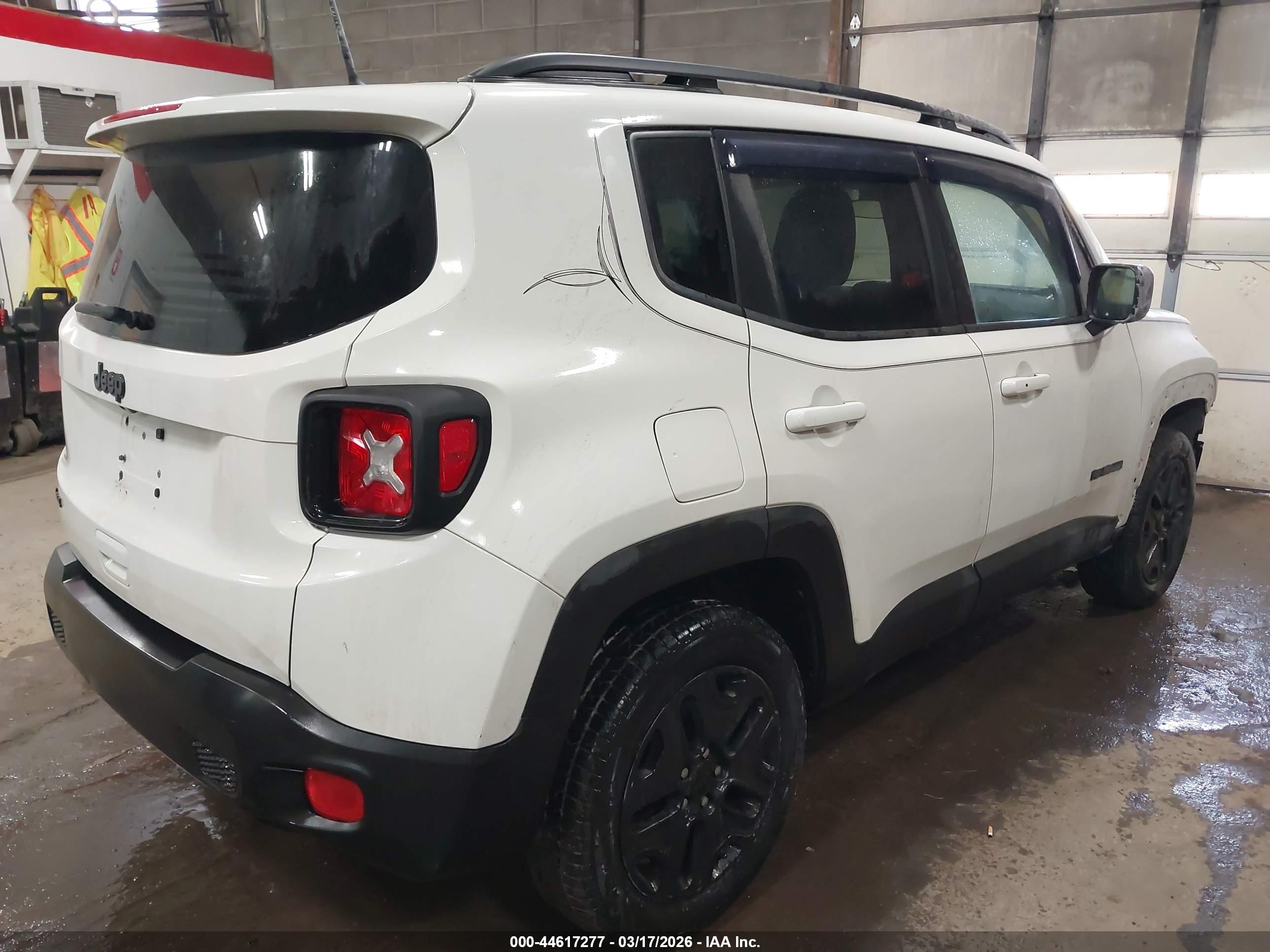 JEEP RENEGADE image 4
