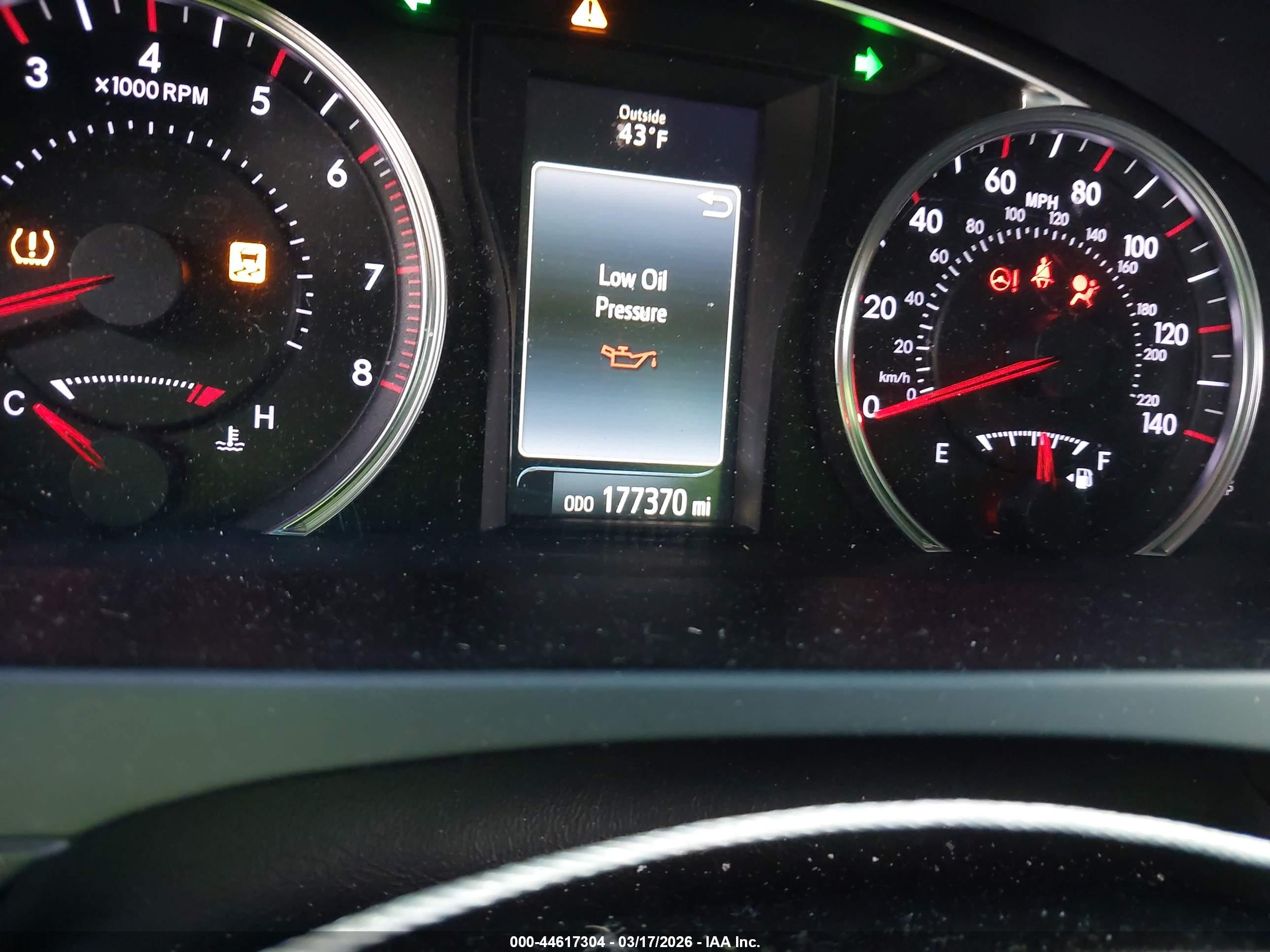 TOYOTA CAMRY image 7