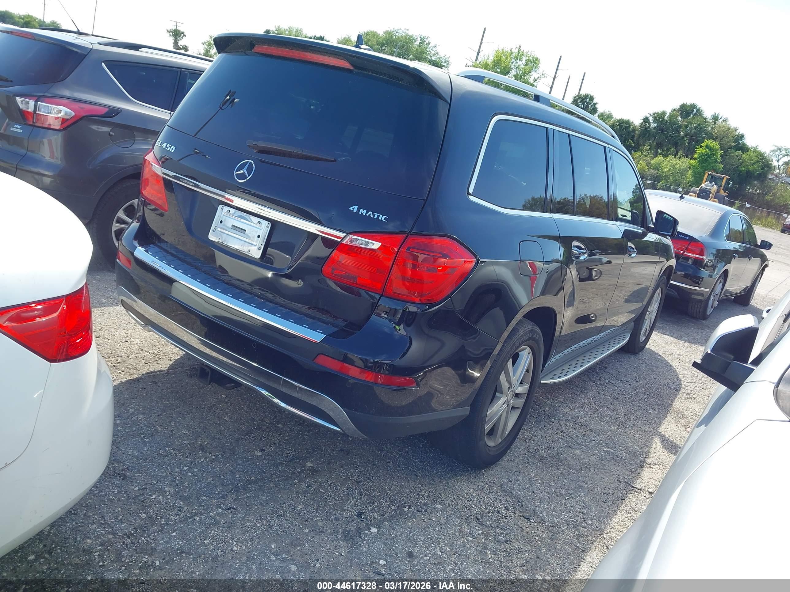 MERCEDES-BENZ GL image 4
