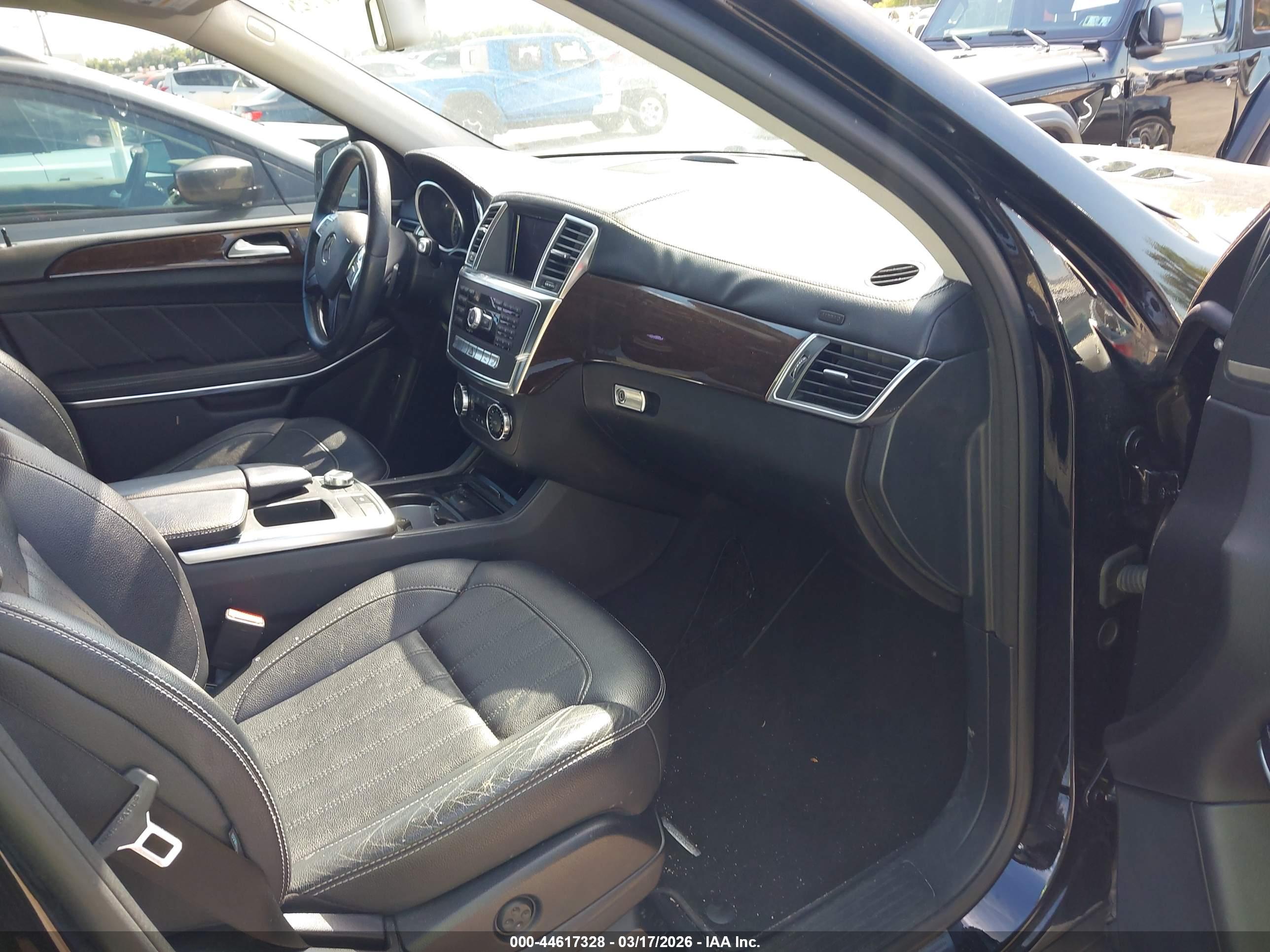 MERCEDES-BENZ GL image 5