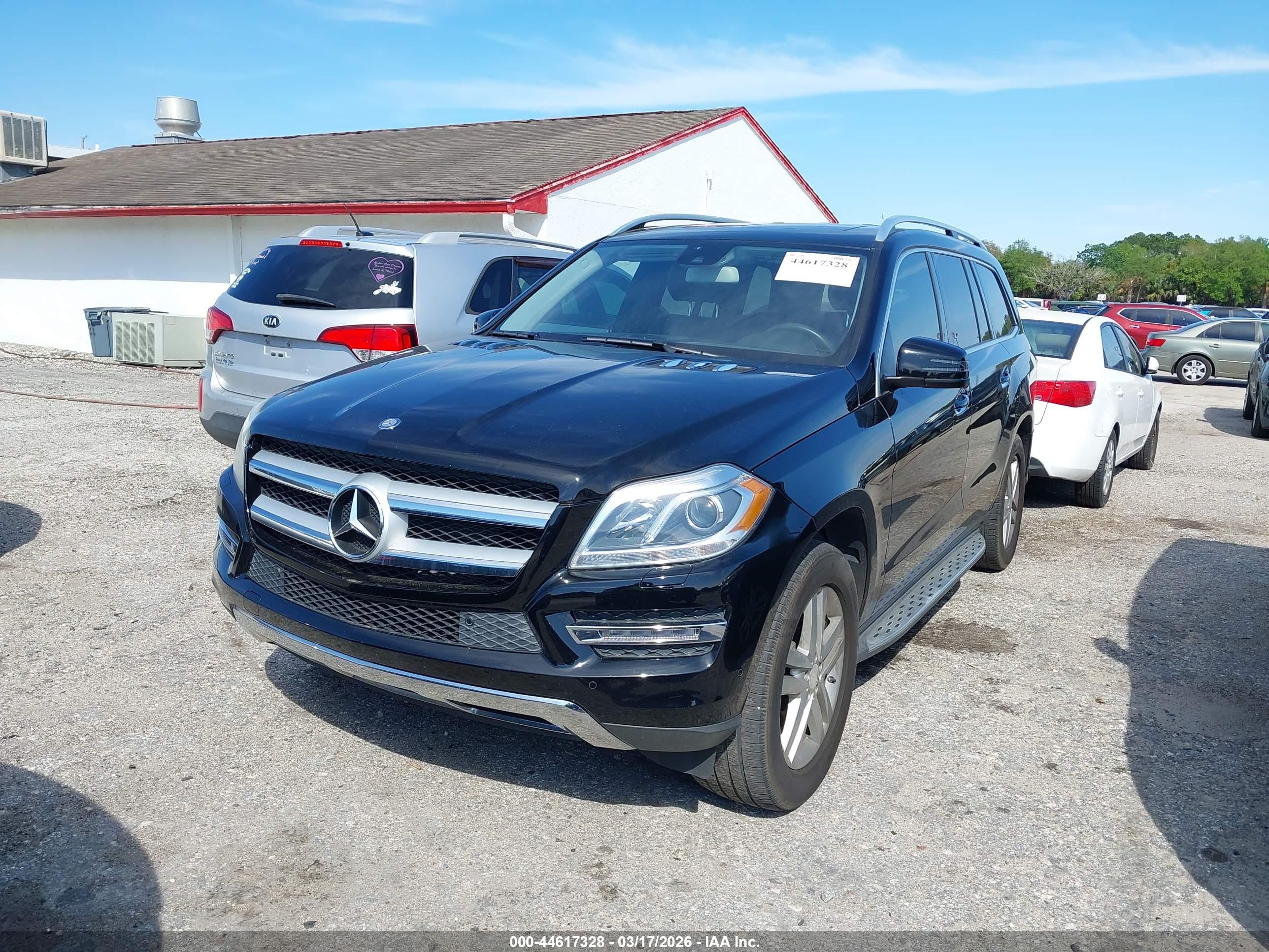 MERCEDES-BENZ GL image 6