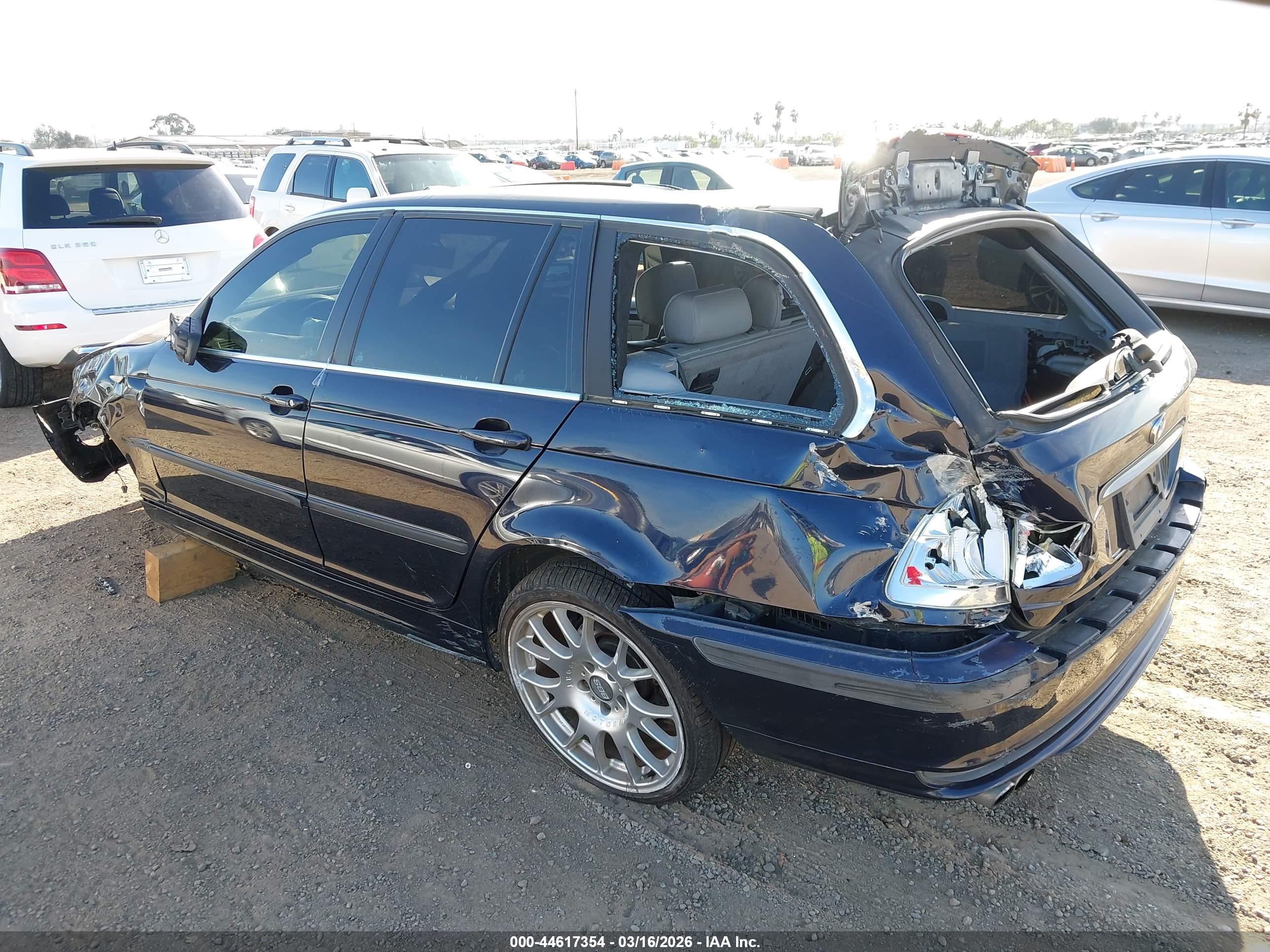 BMW 325IT image 3