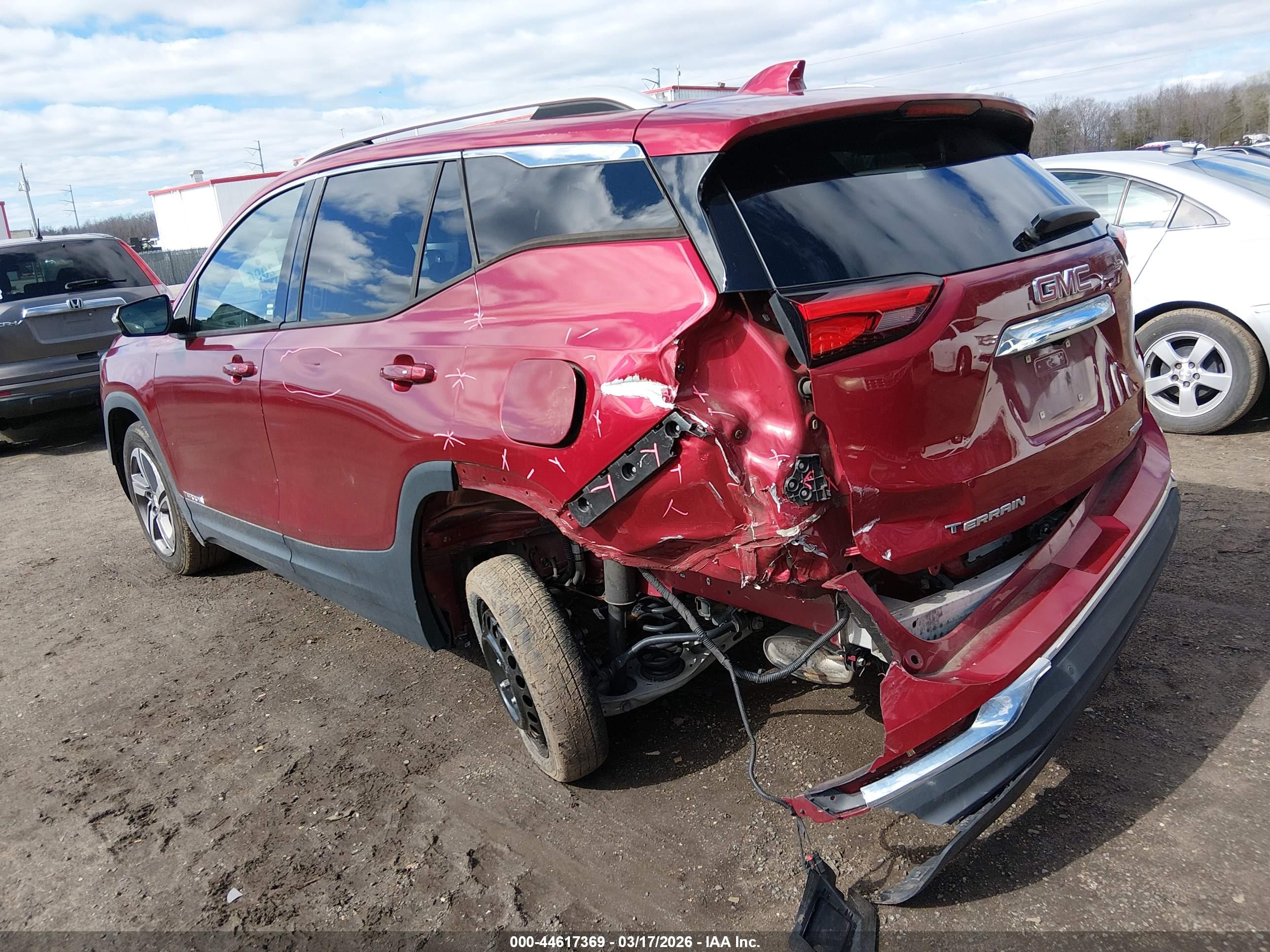 GMC TERRAIN image 3