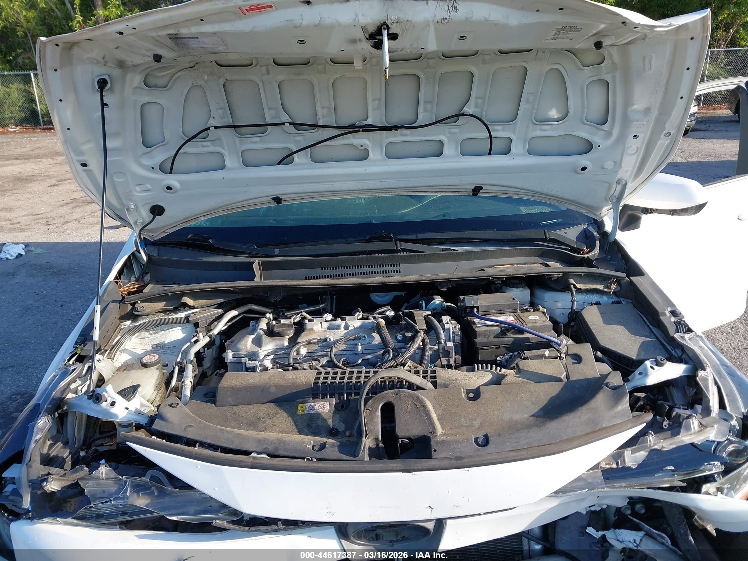 TOYOTA COROLLA image 10
