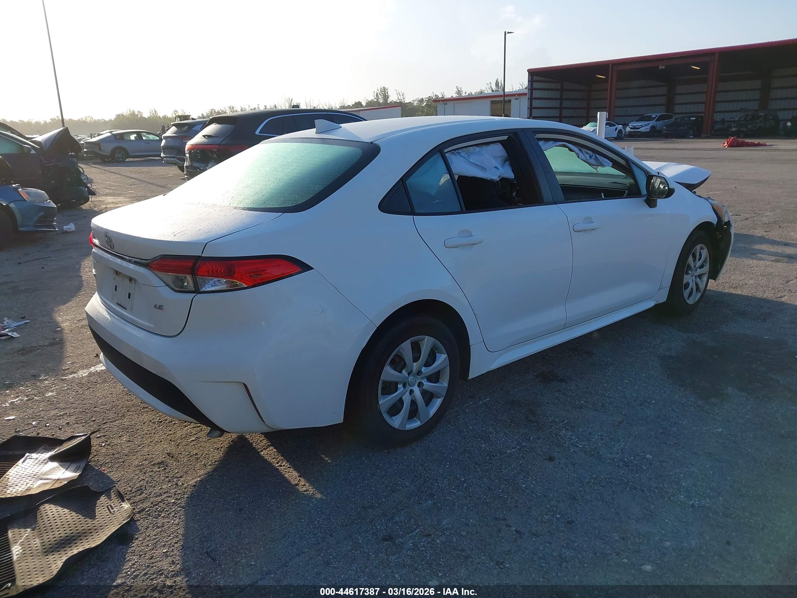 TOYOTA COROLLA image 4
