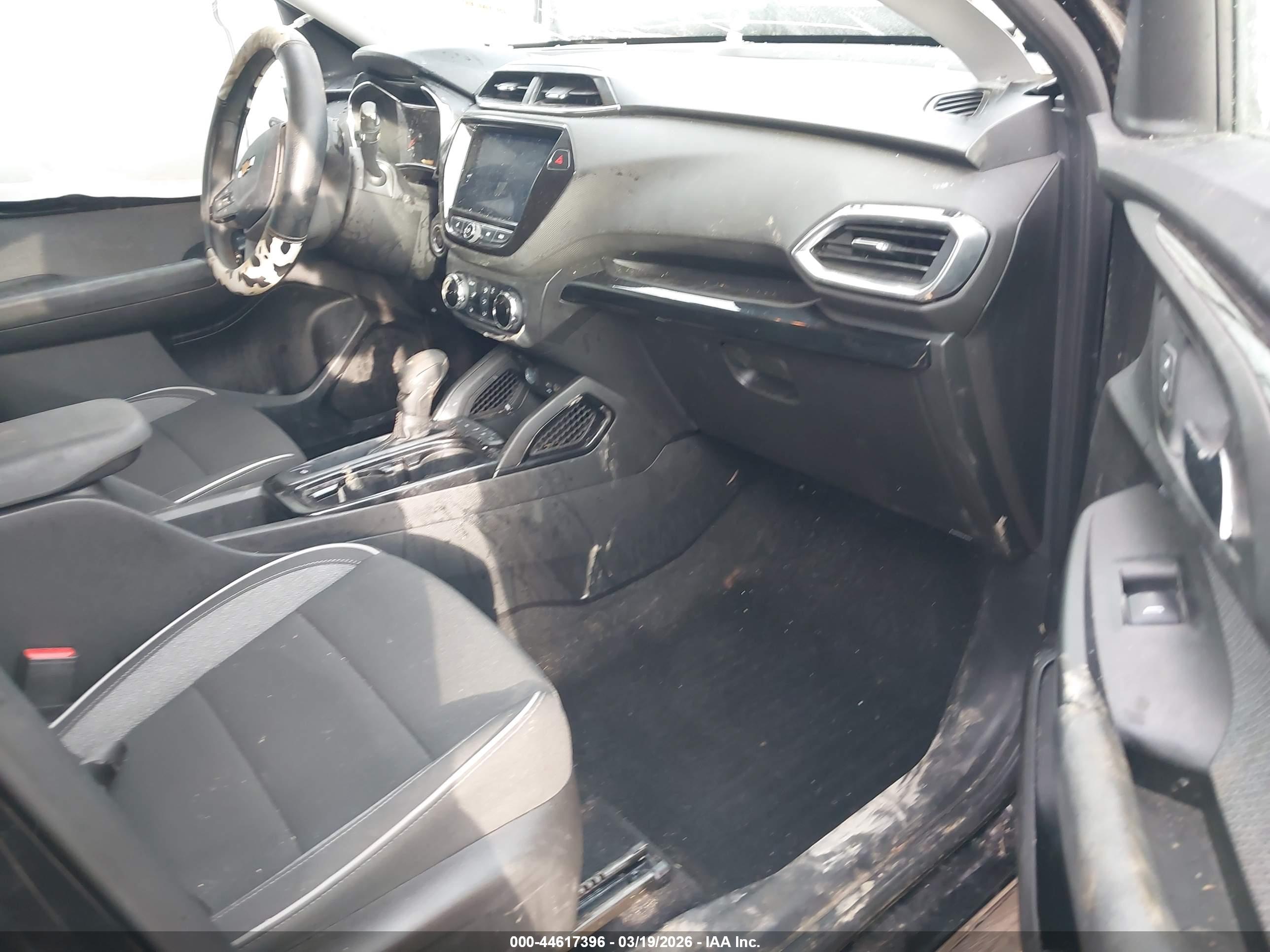 CHEVROLET TRAILBLAZER image 5