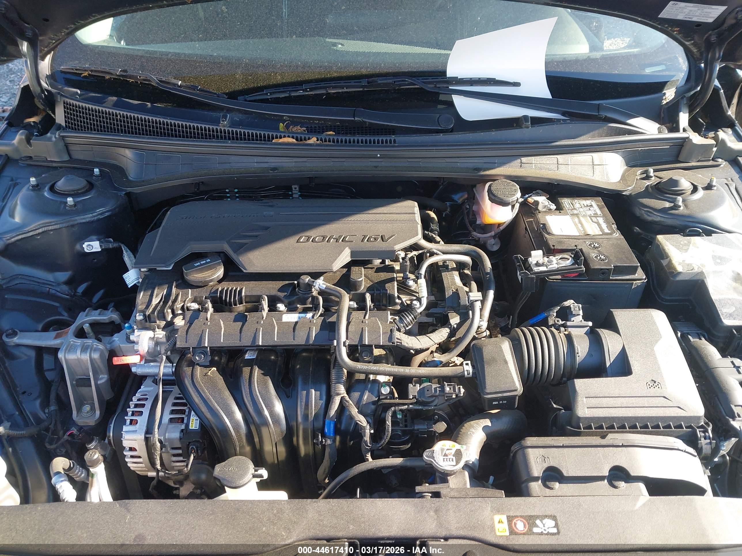 HYUNDAI ELANTRA image 10