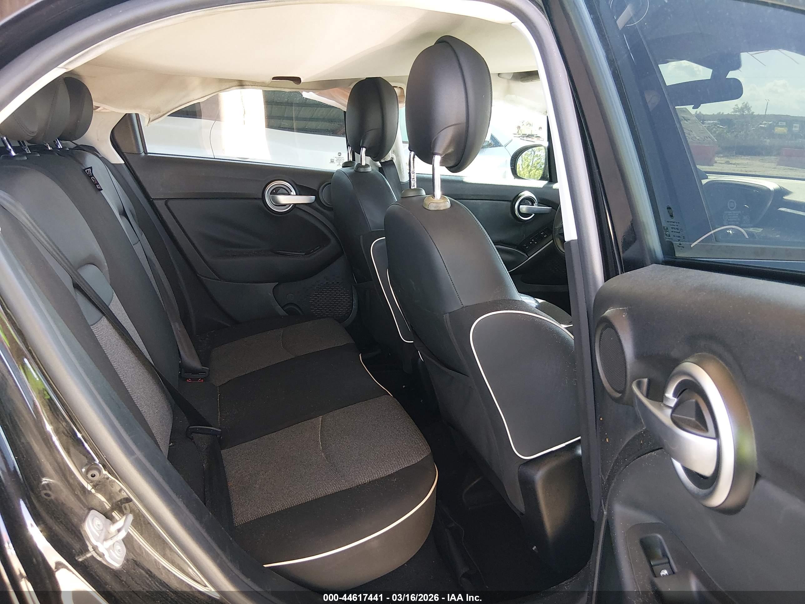 FIAT 500X image 8