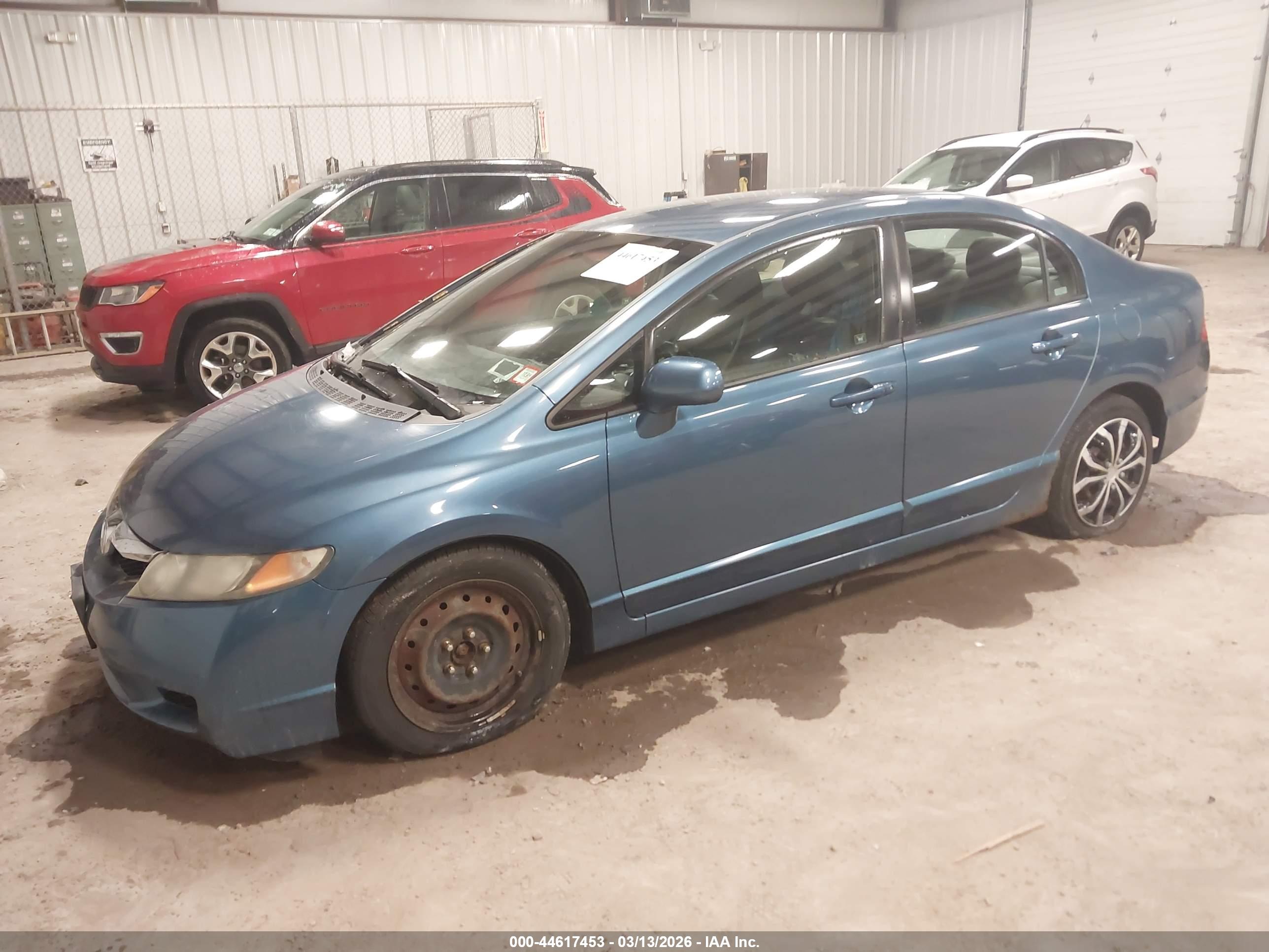 HONDA CIVIC image 2