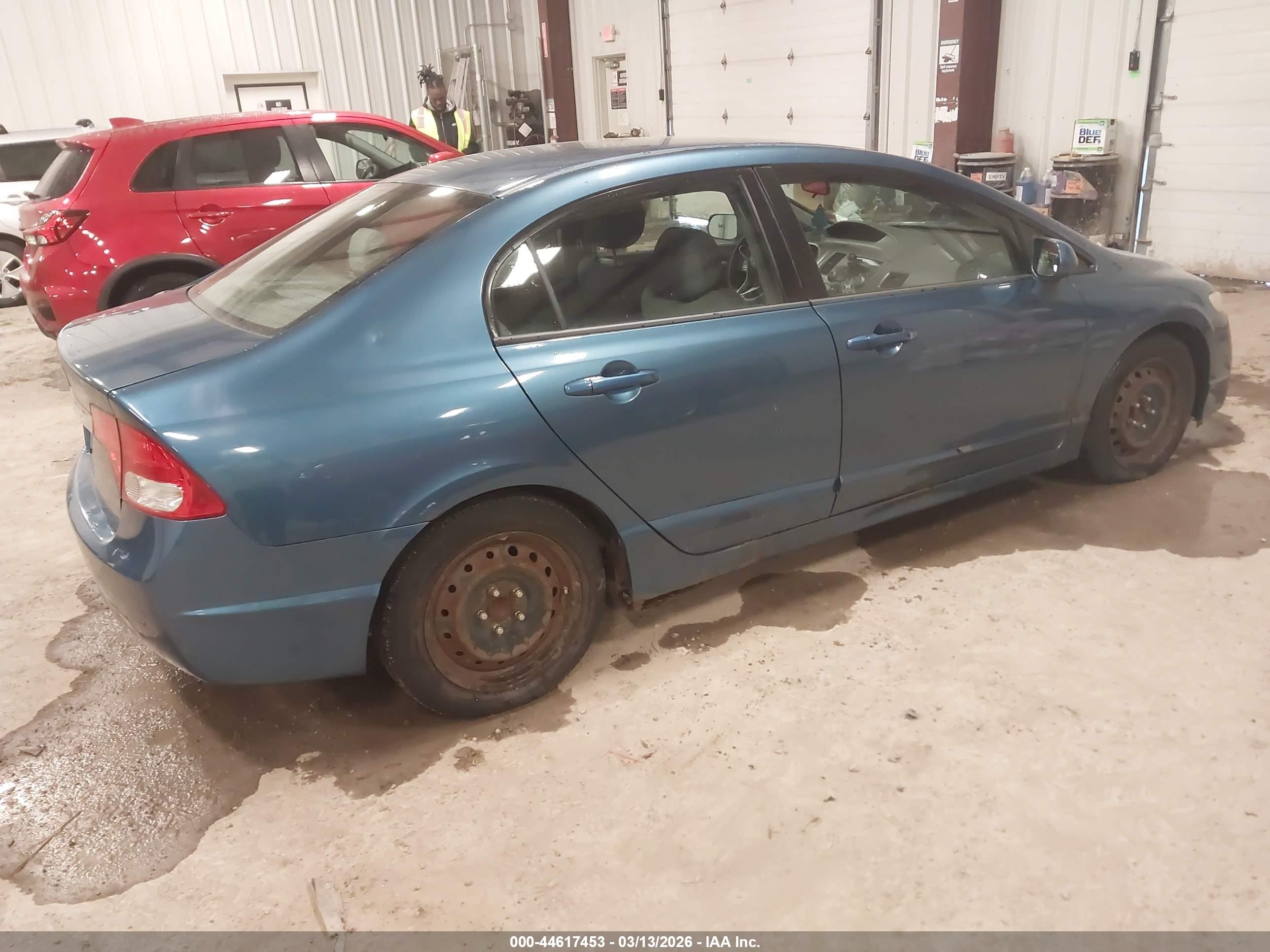 HONDA CIVIC image 4