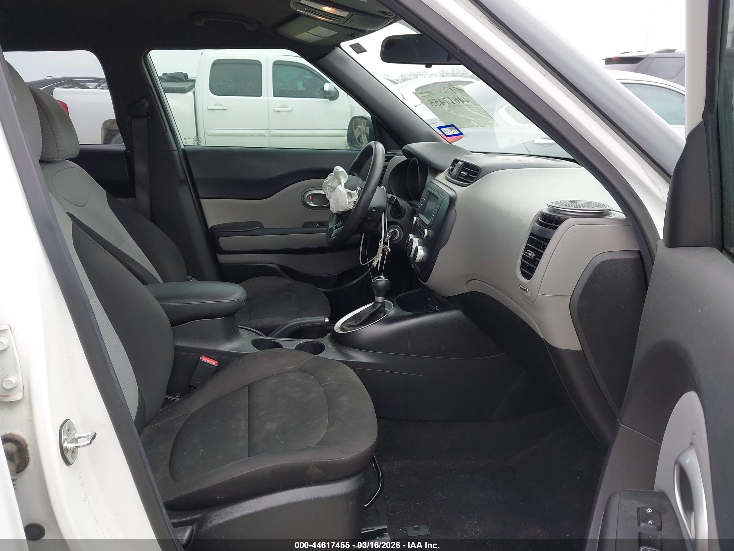 KIA SOUL image 5