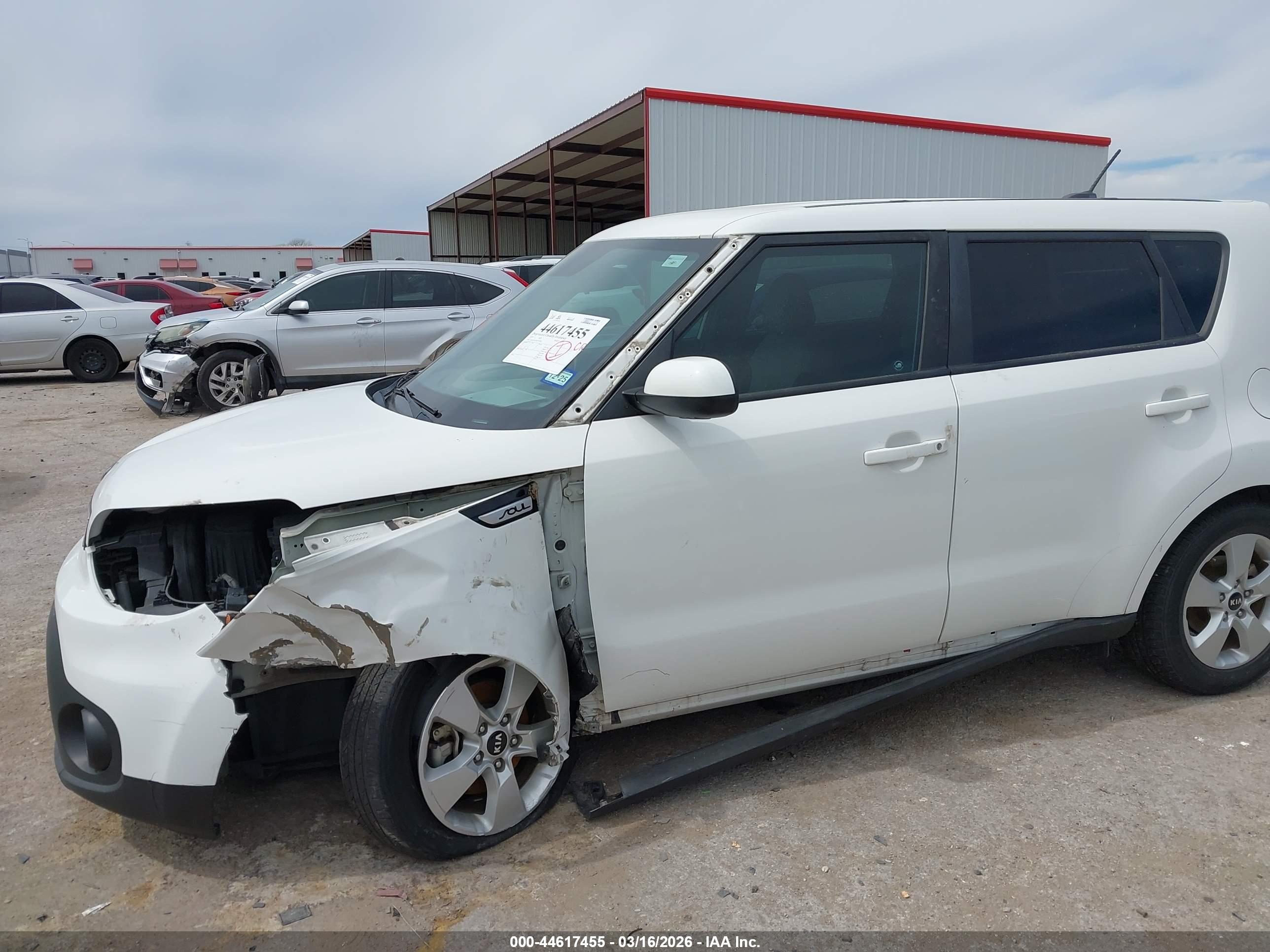 KIA SOUL image 6
