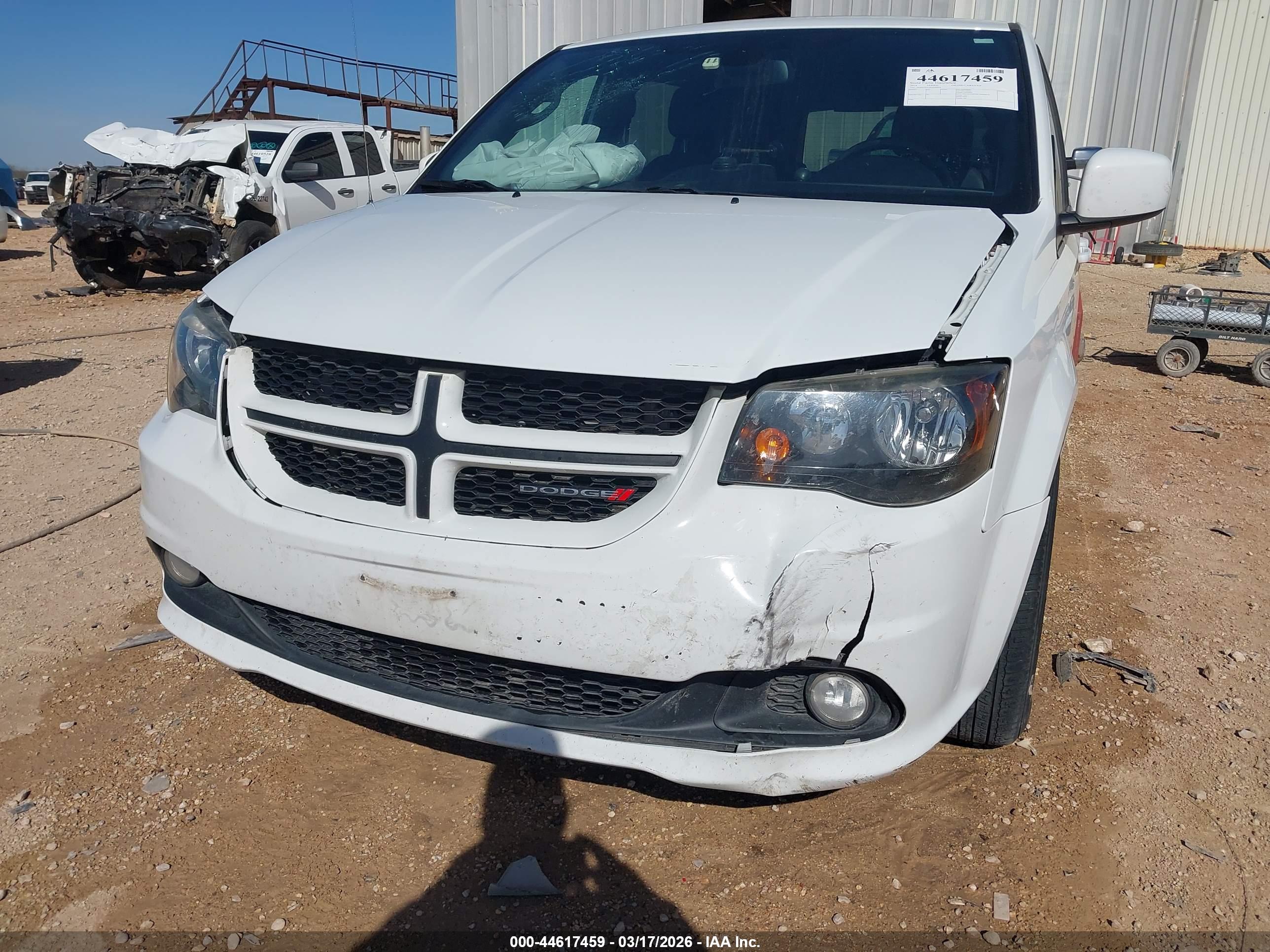 DODGE GRAND image 6