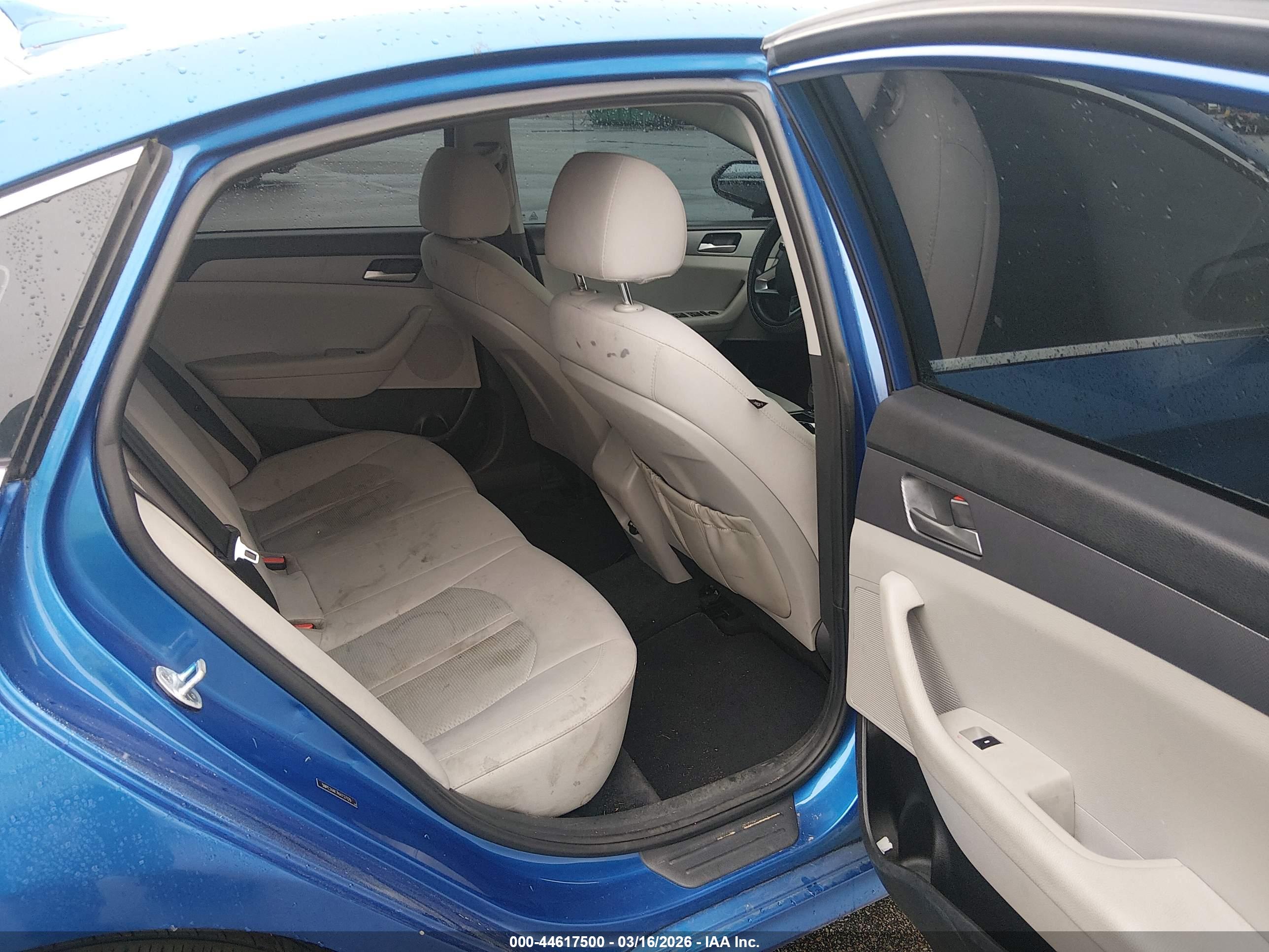 HYUNDAI SONATA image 8