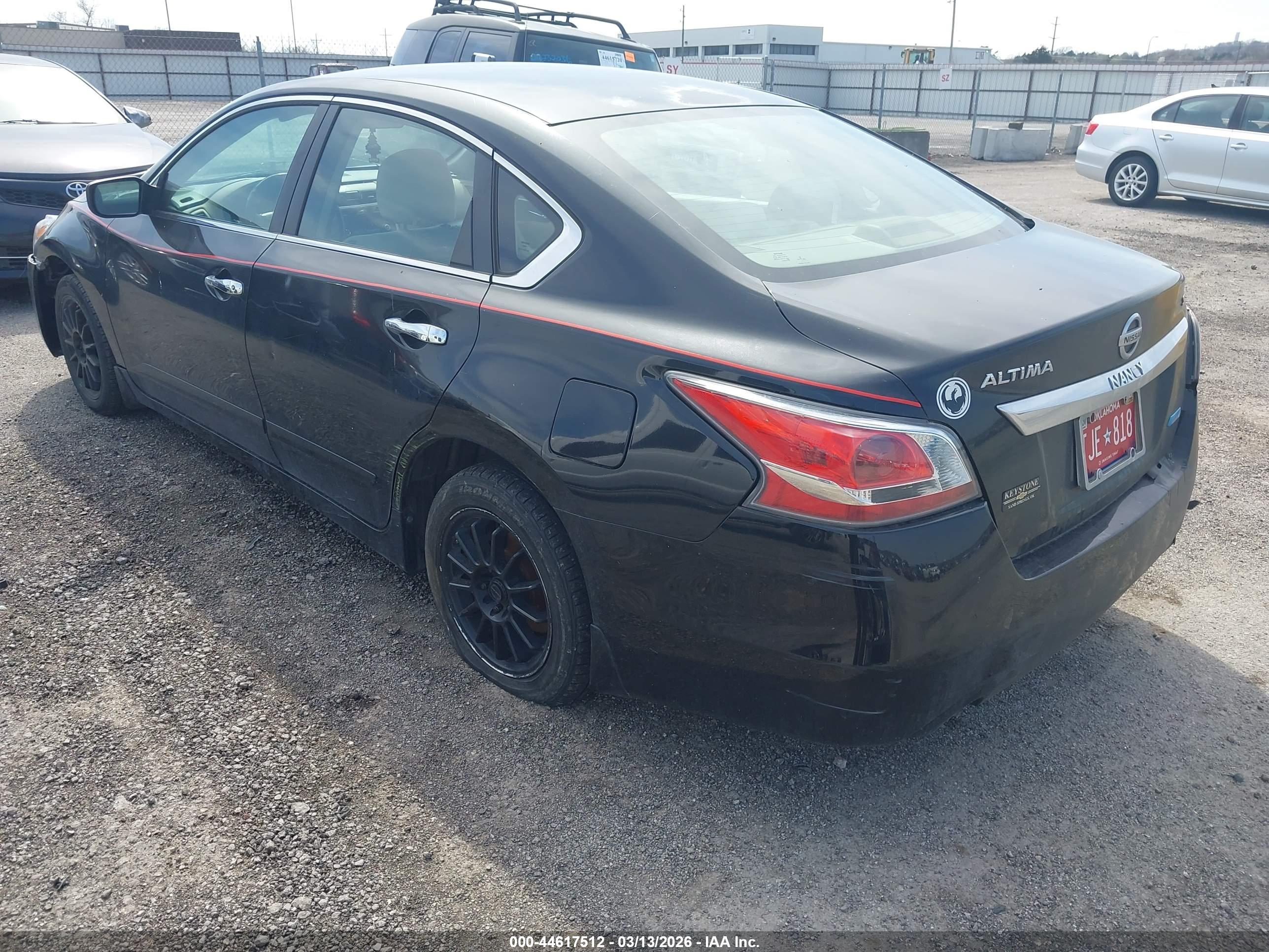 NISSAN ALTIMA image 3