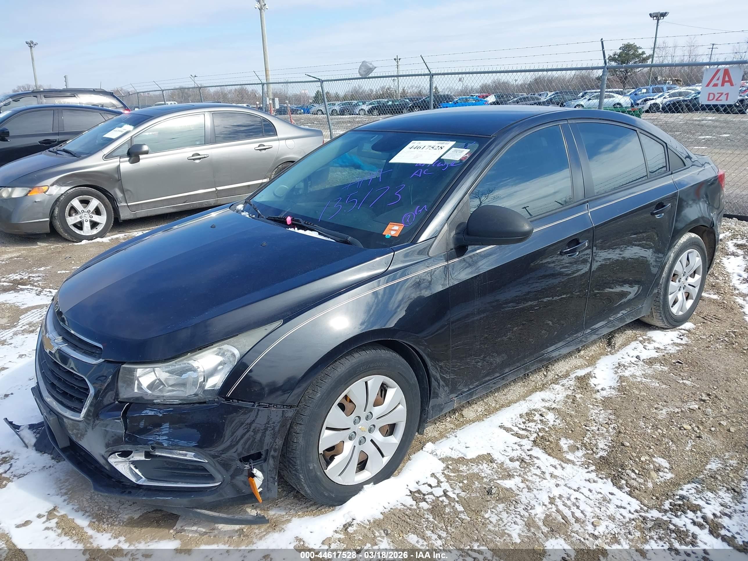CHEVROLET CRUZE image 2