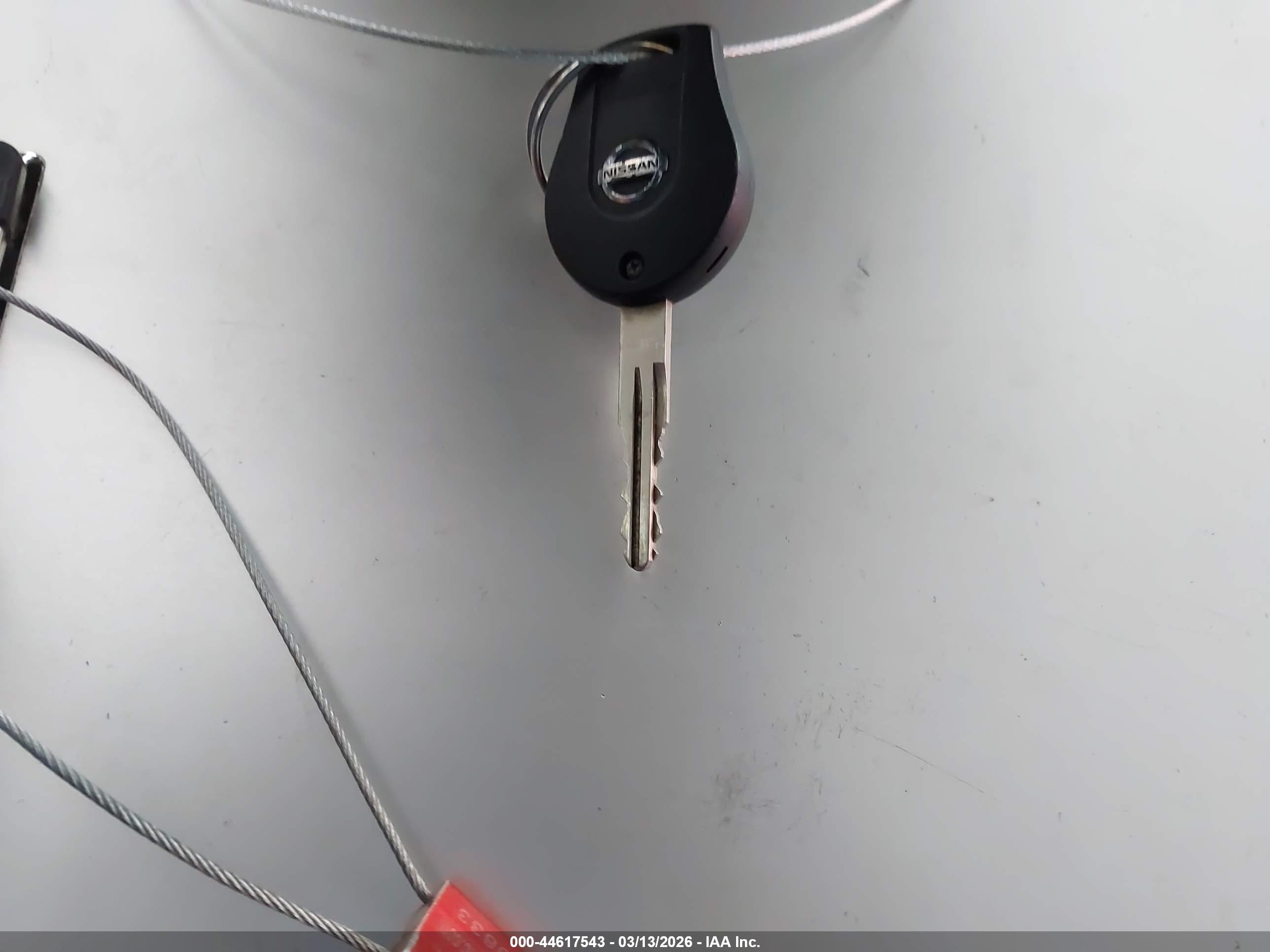 NISSAN ROGUE image 11