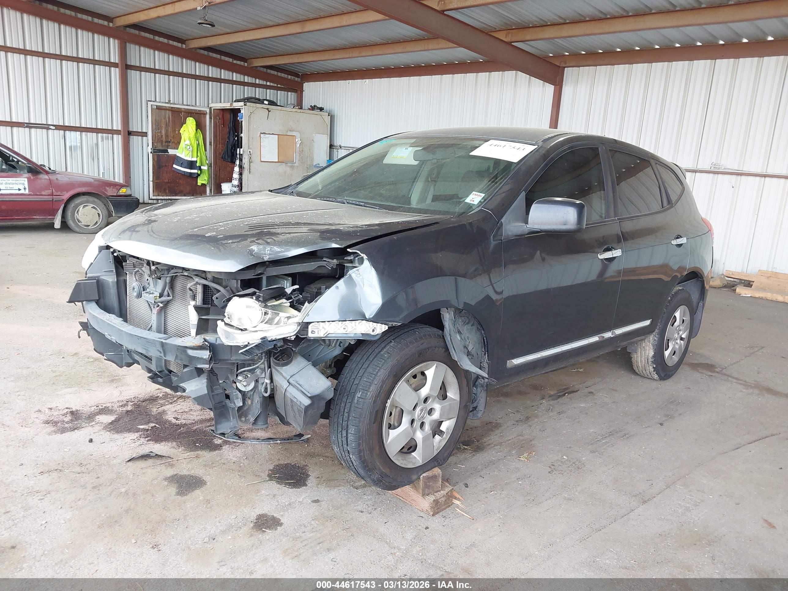 NISSAN ROGUE image 2