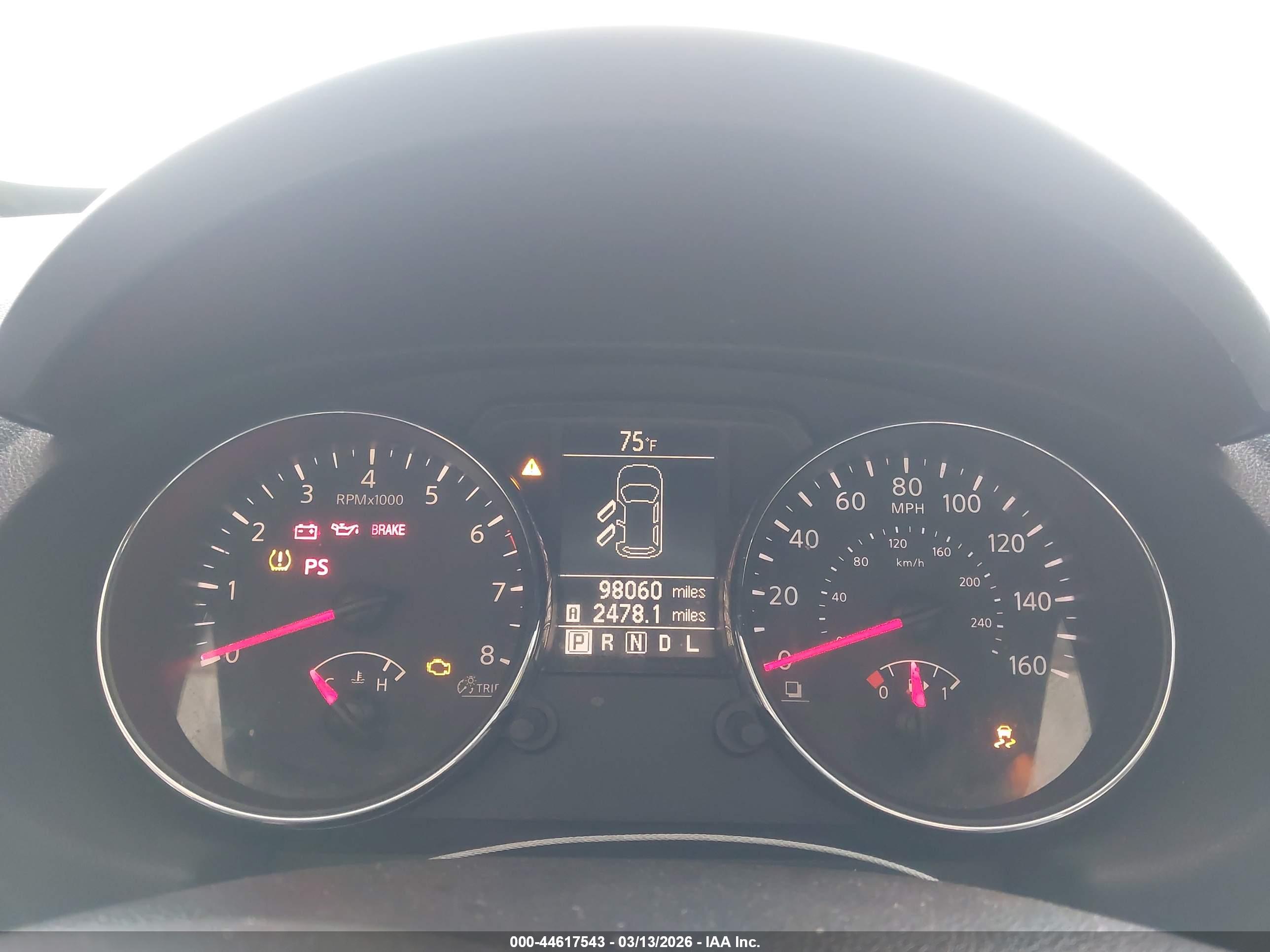 NISSAN ROGUE image 7