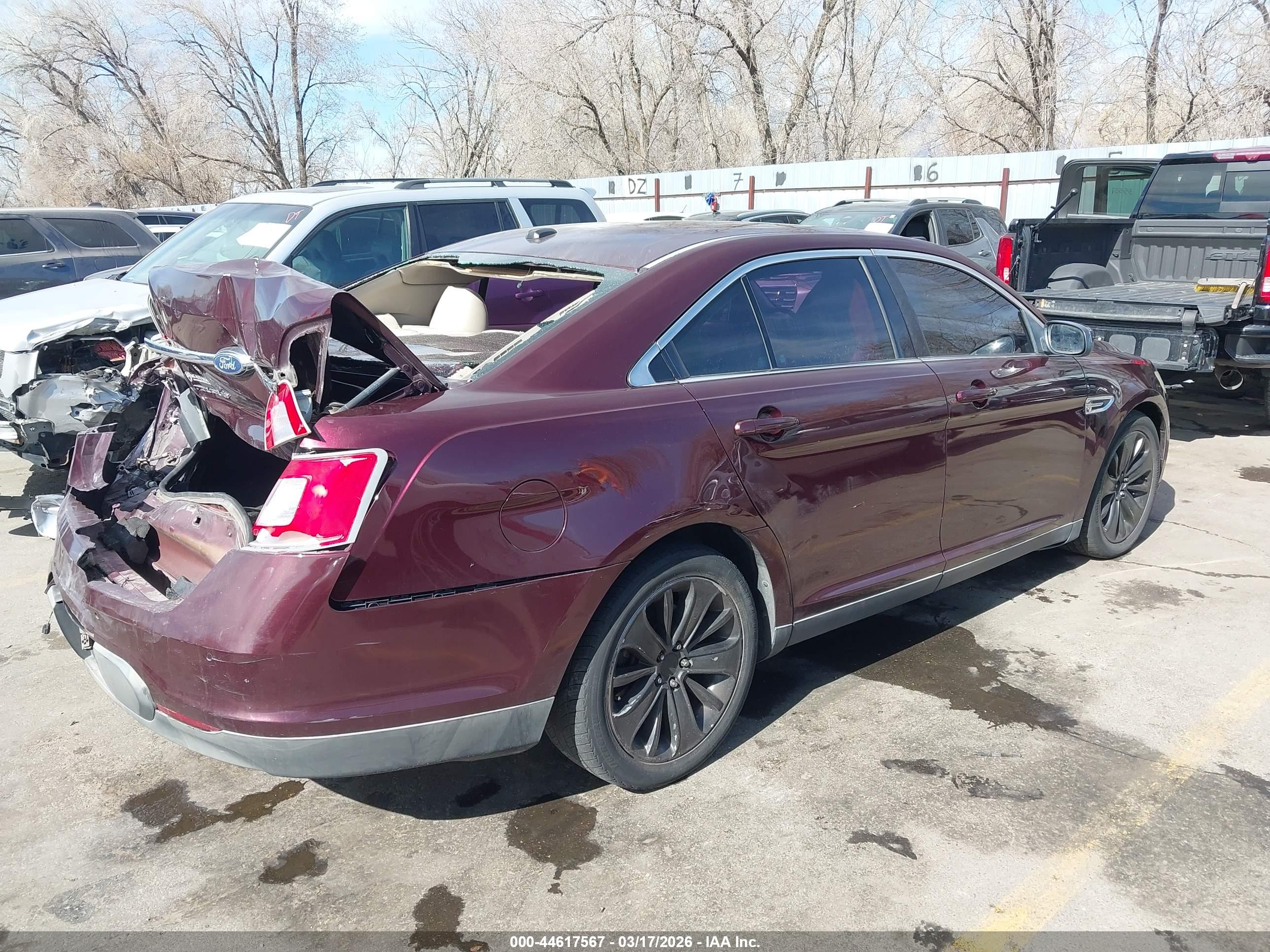 FORD TAURUS image 4