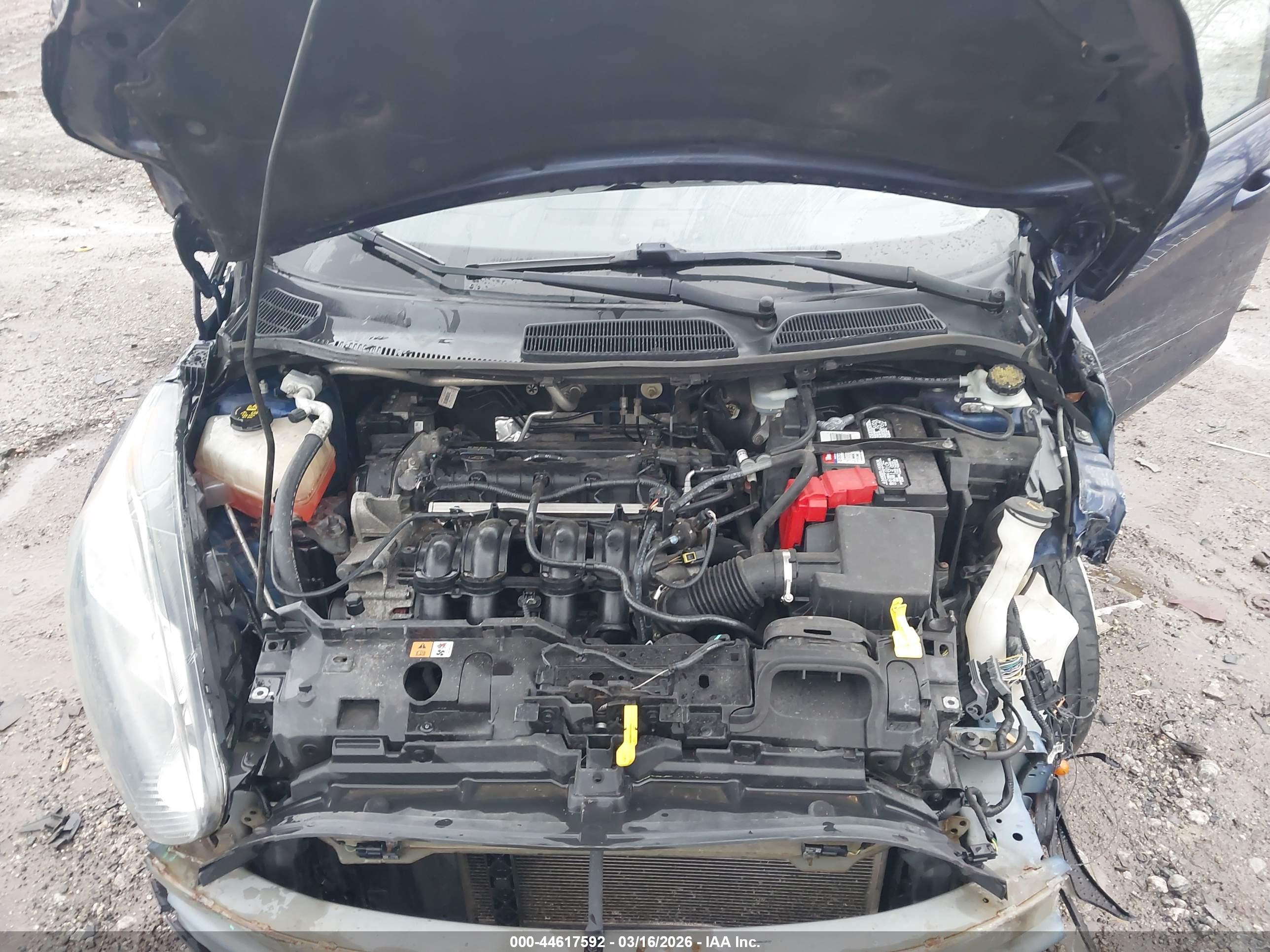 FORD FIESTA image 10