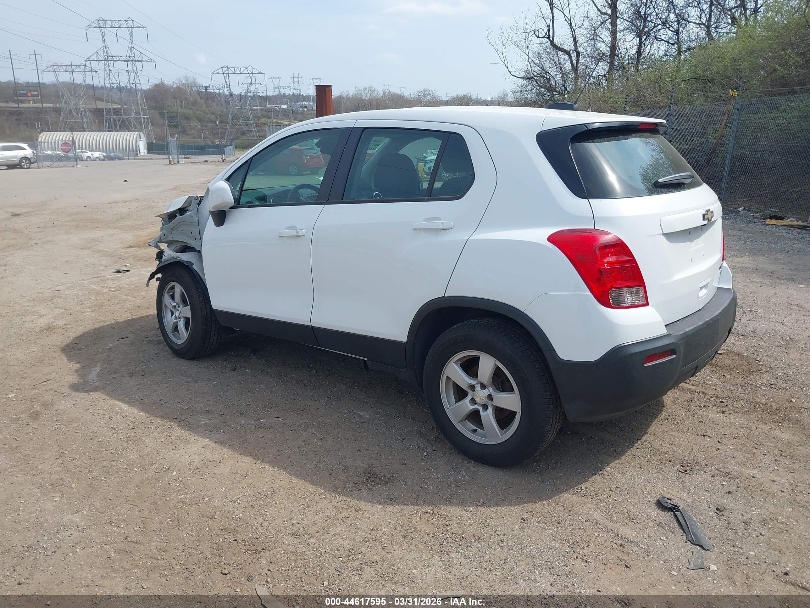 CHEVROLET TRAX image 3
