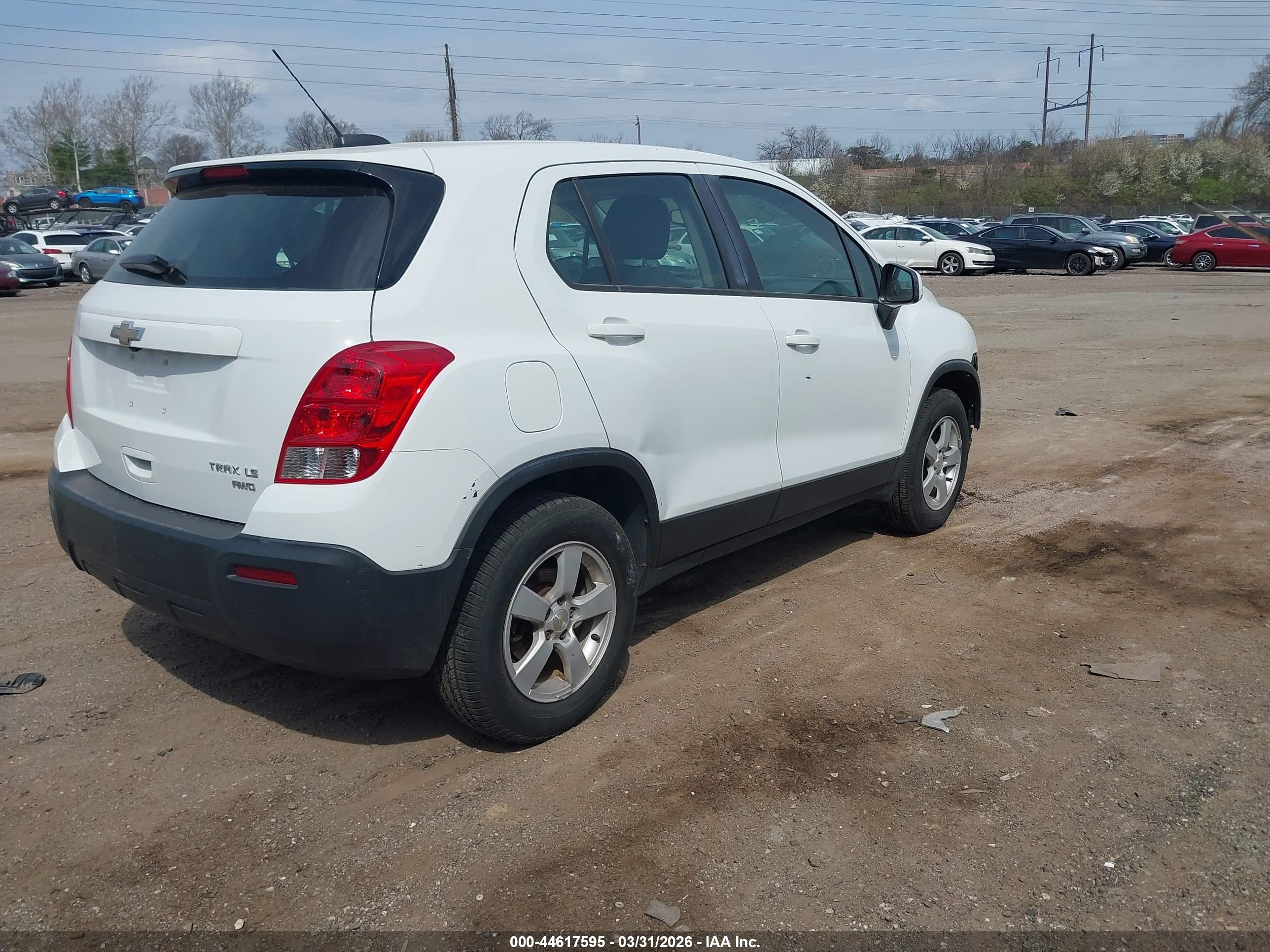 CHEVROLET TRAX image 4