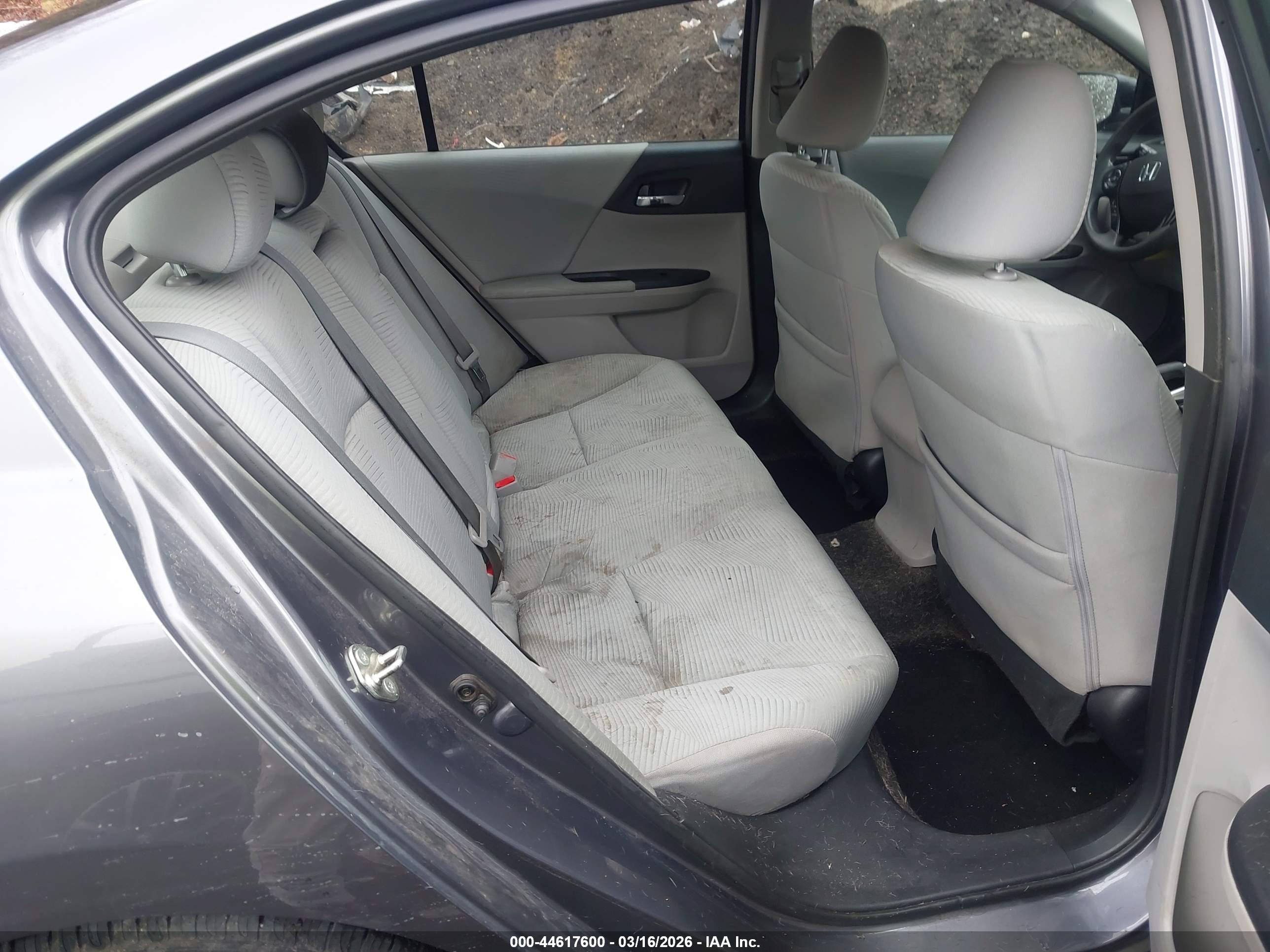 HONDA ACCORD image 8