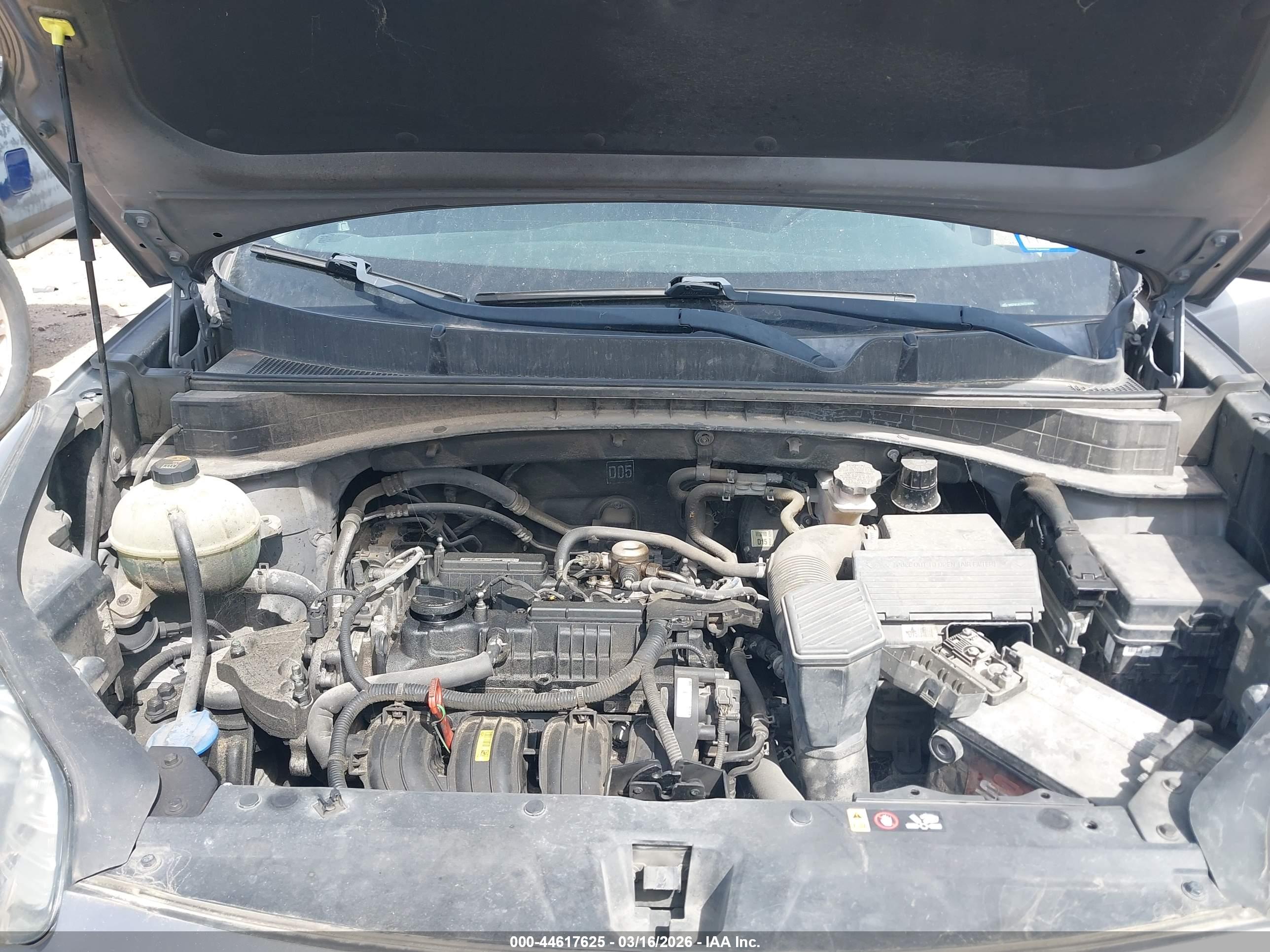 KIA SPORTAGE image 10