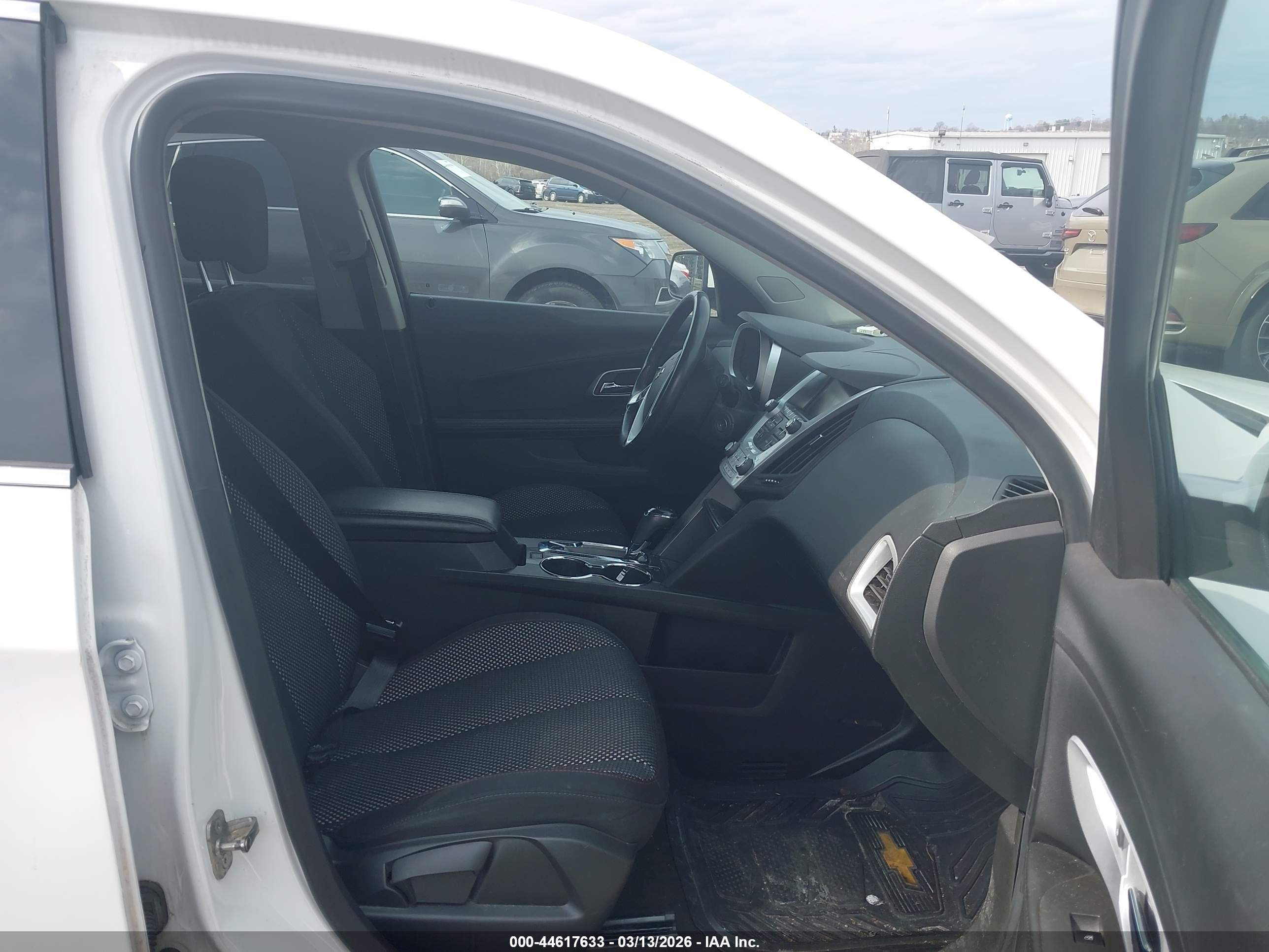 CHEVROLET EQUINOX image 5