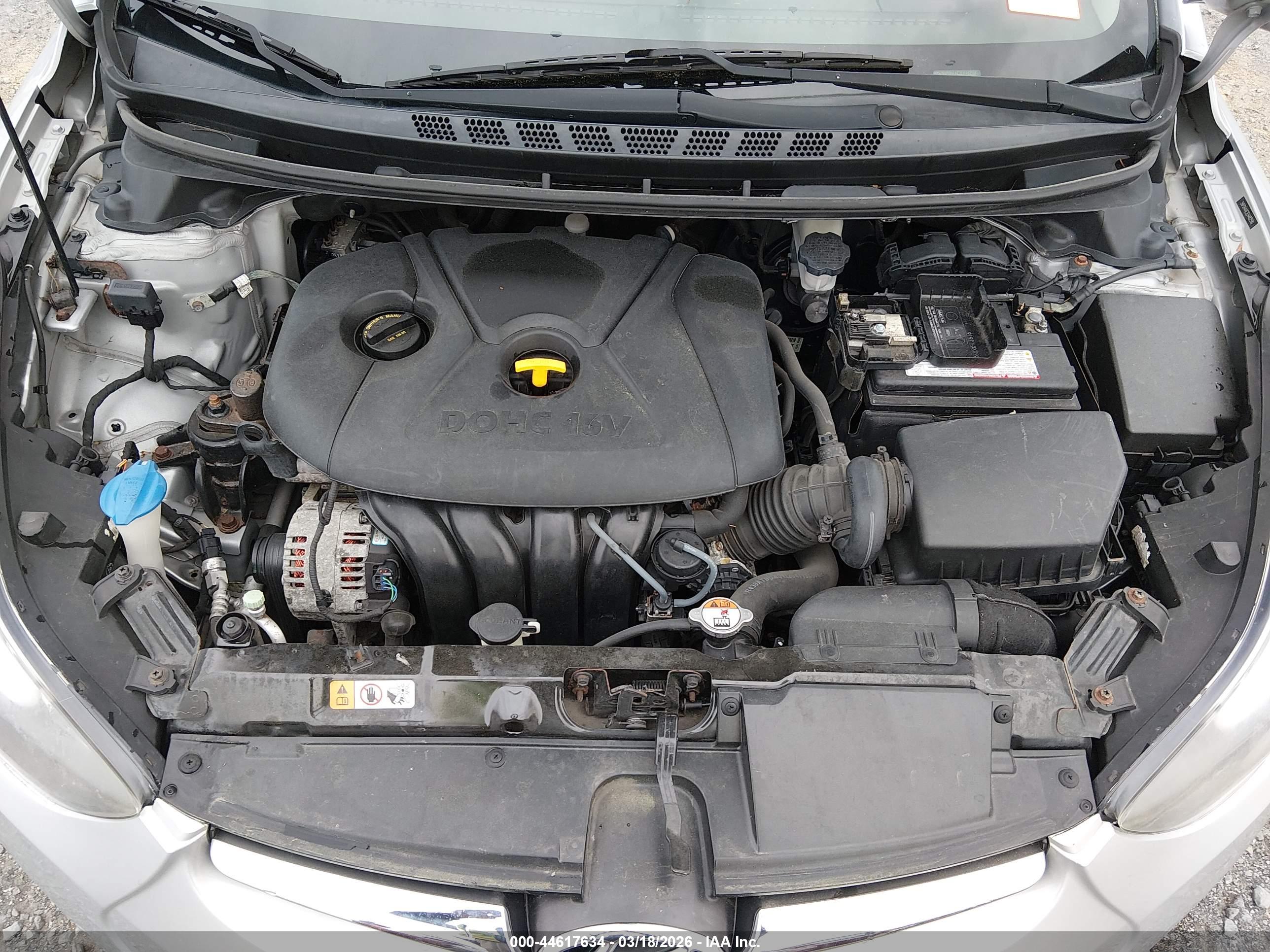 HYUNDAI ELANTRA image 10