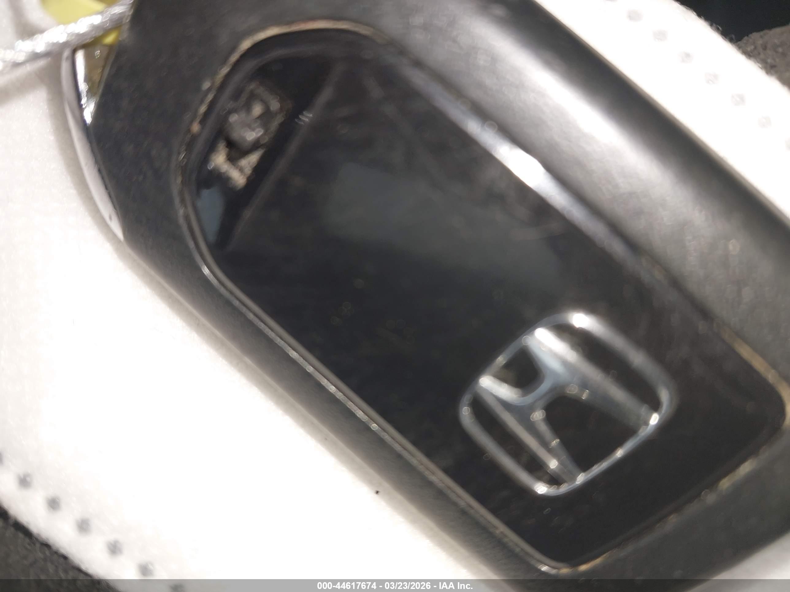 HONDA CR-V image 11