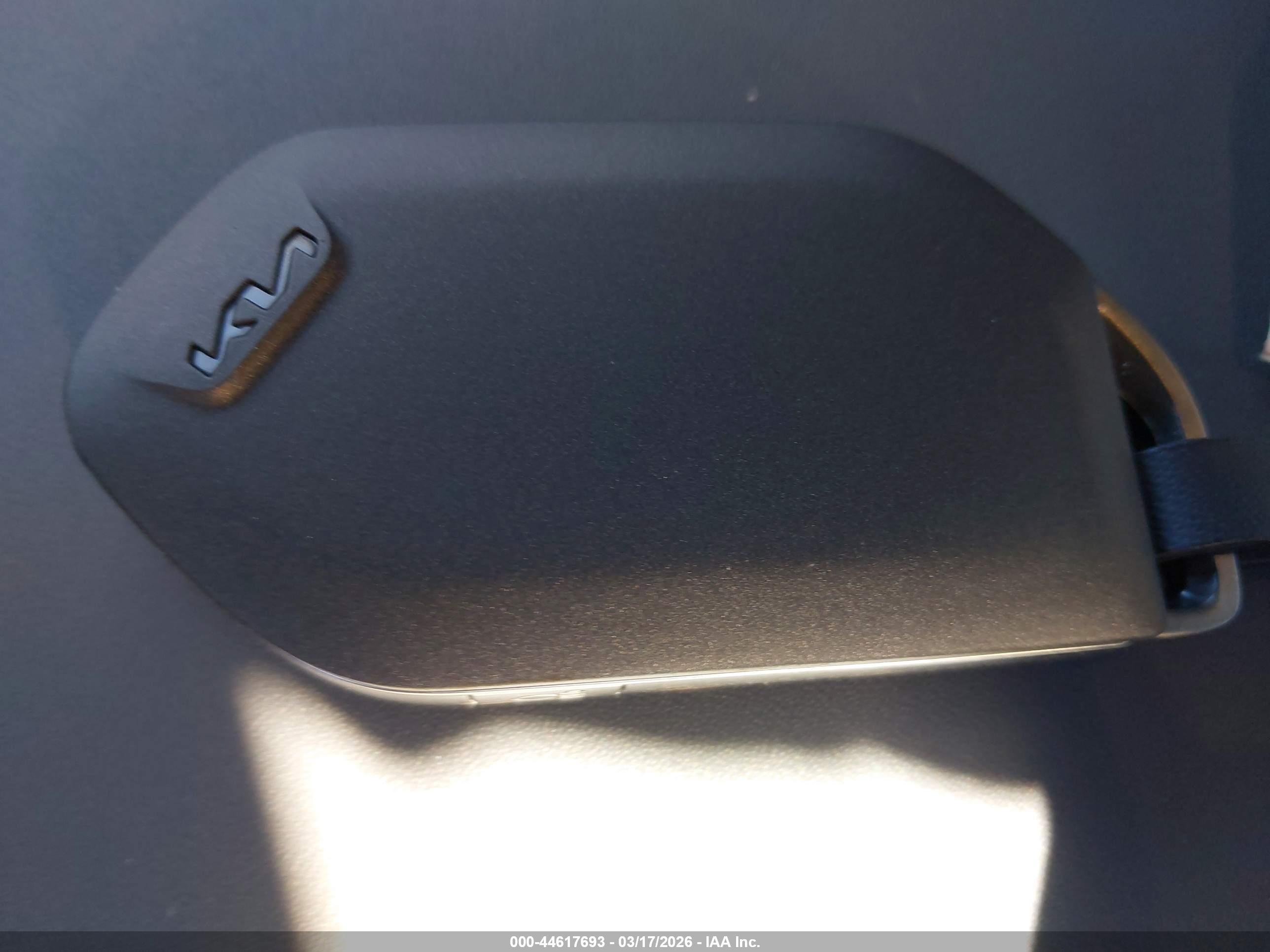 KIA K4 image 11