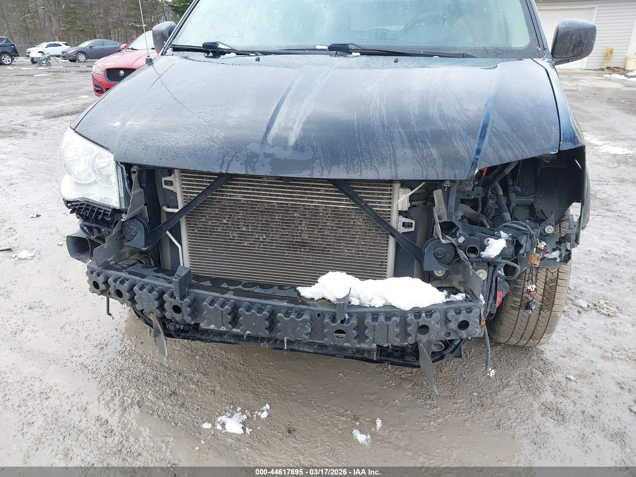 CHRYSLER TOWN image 6
