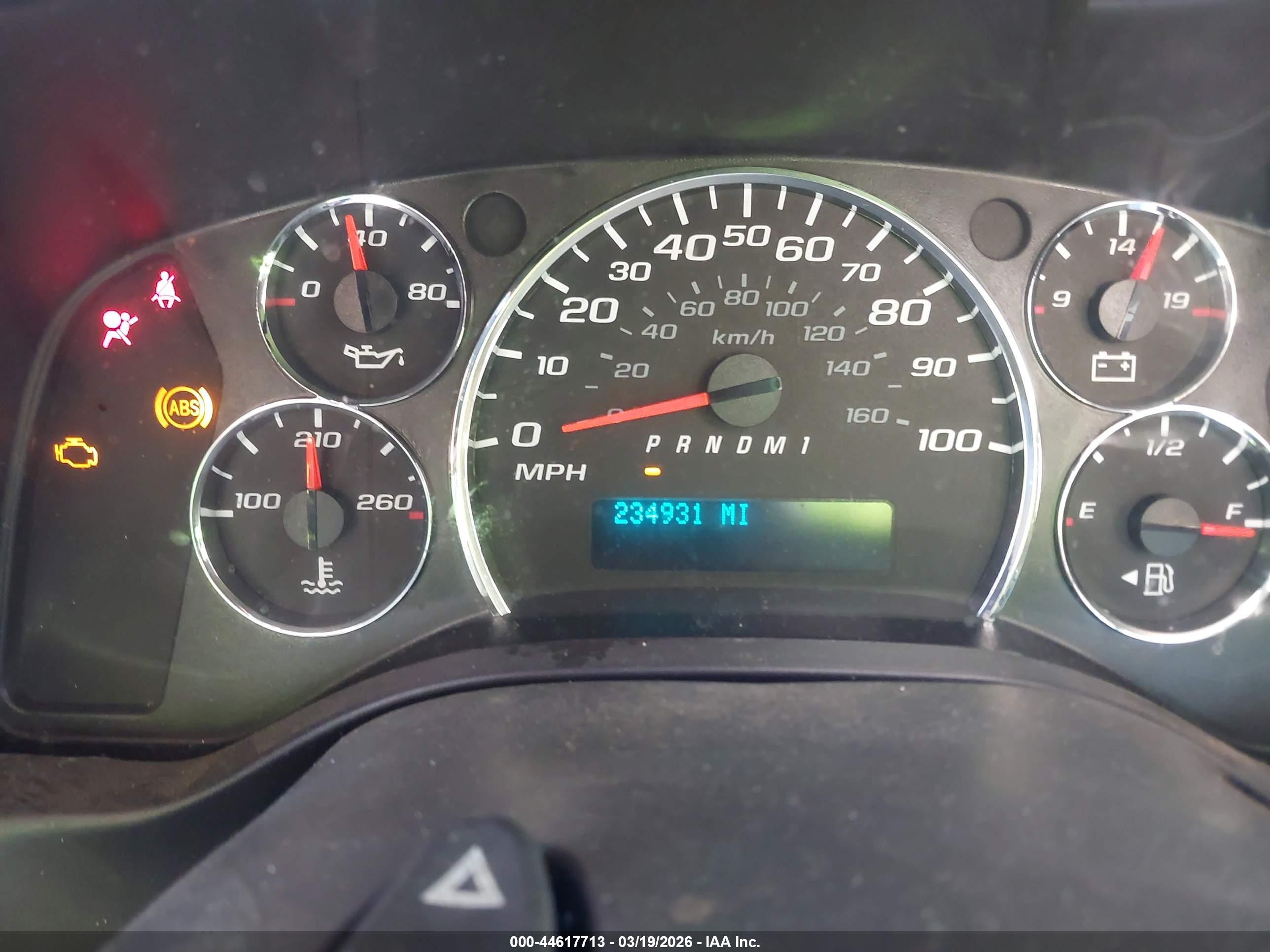 CHEVROLET EXPRESS image 7