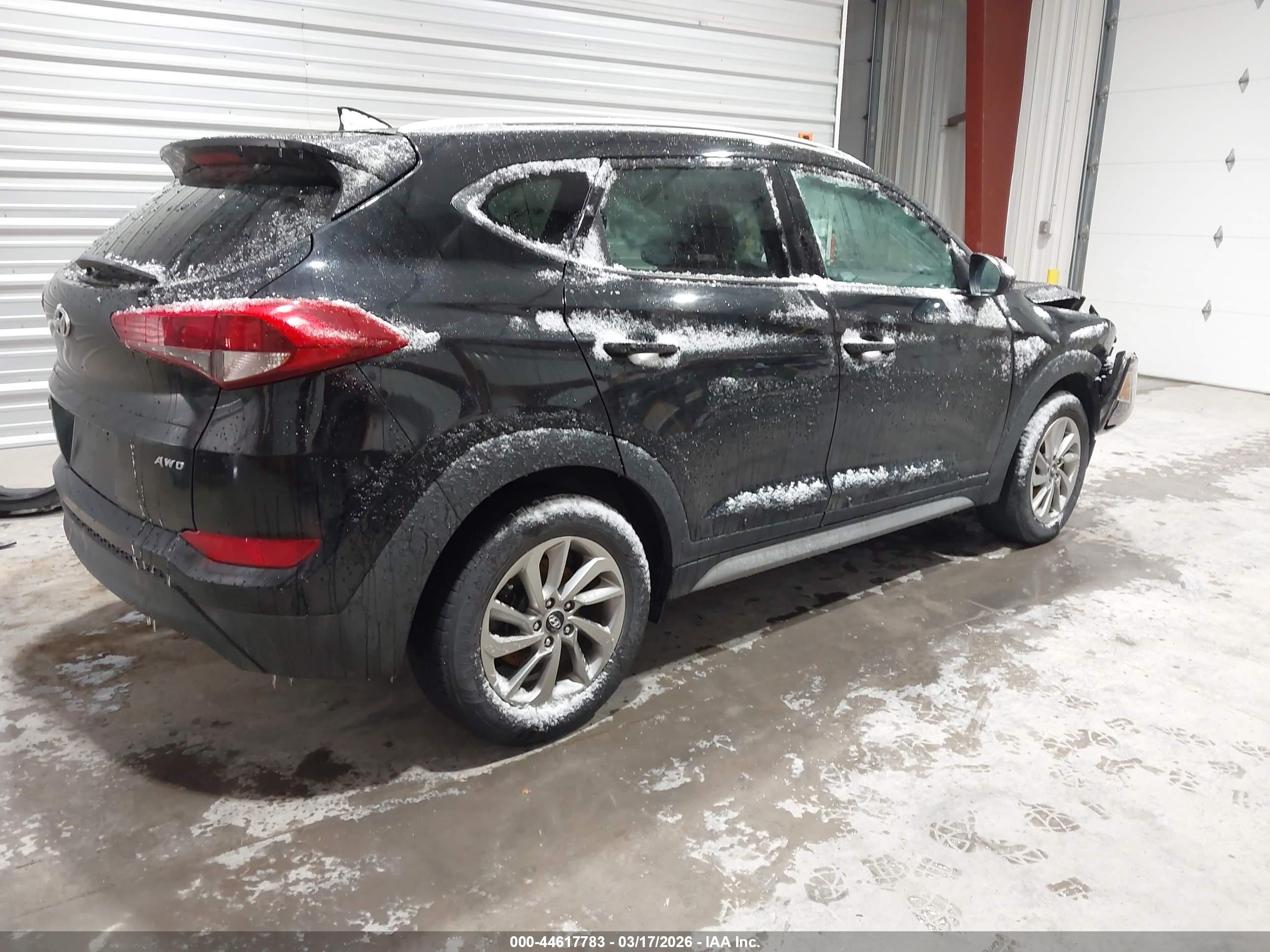 HYUNDAI TUCSON image 4