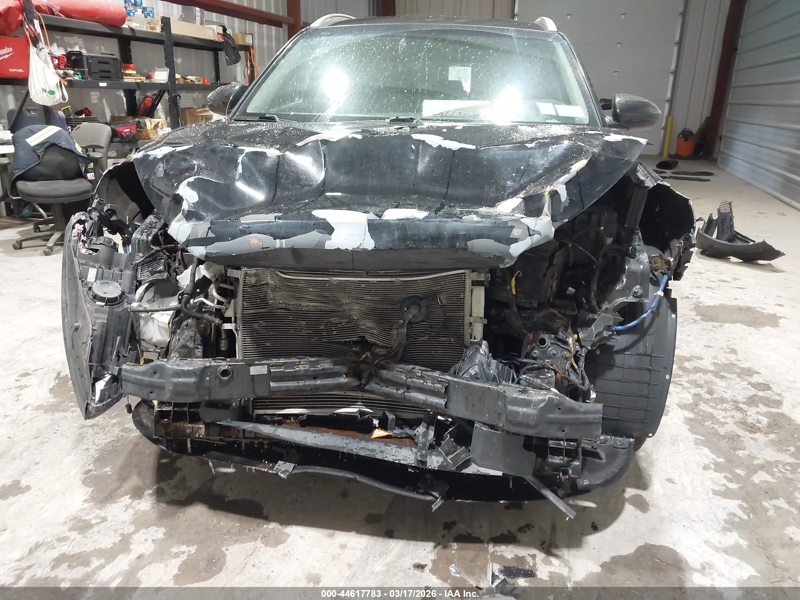 HYUNDAI TUCSON image 6