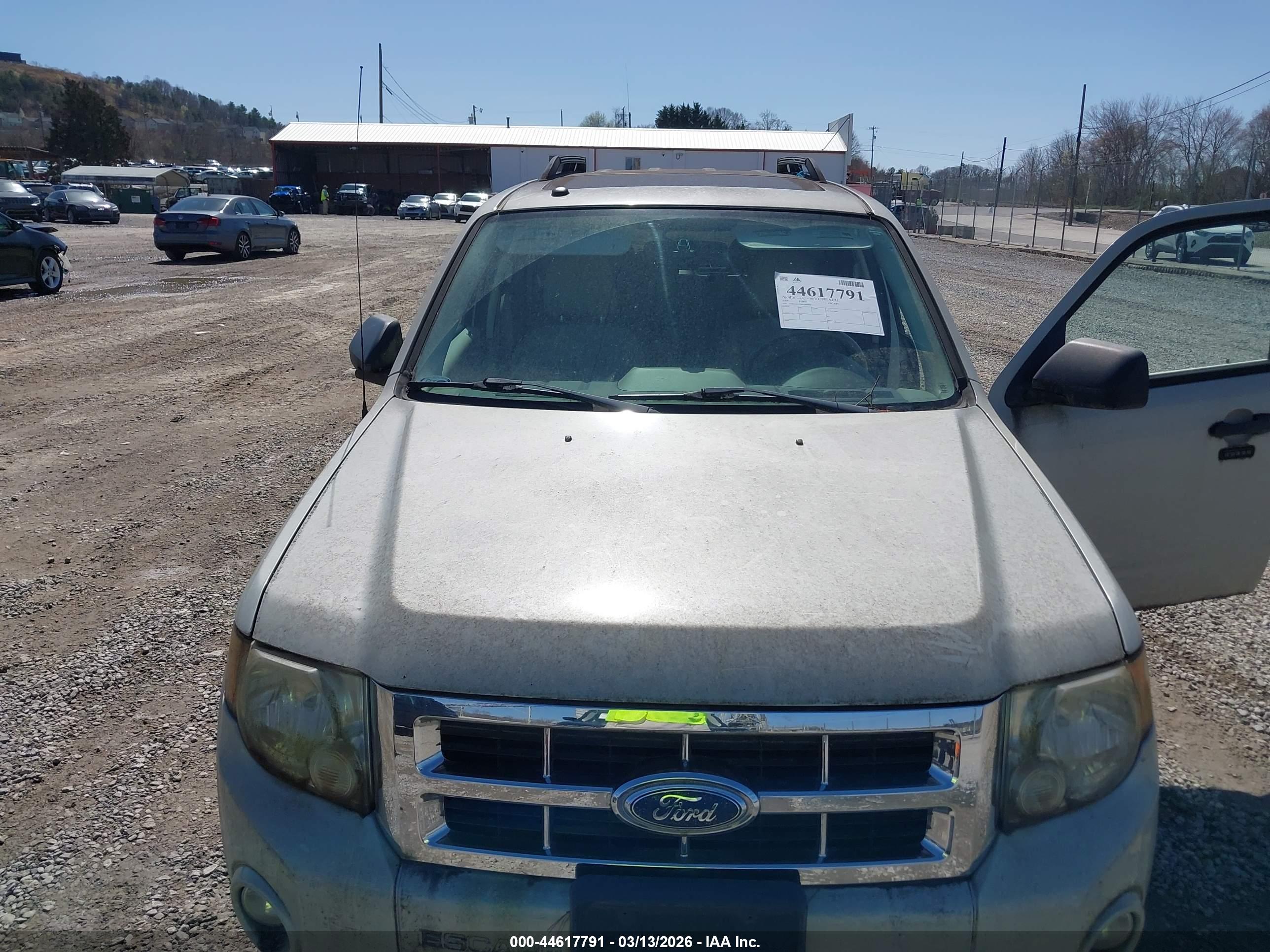 FORD ESCAPE image 6
