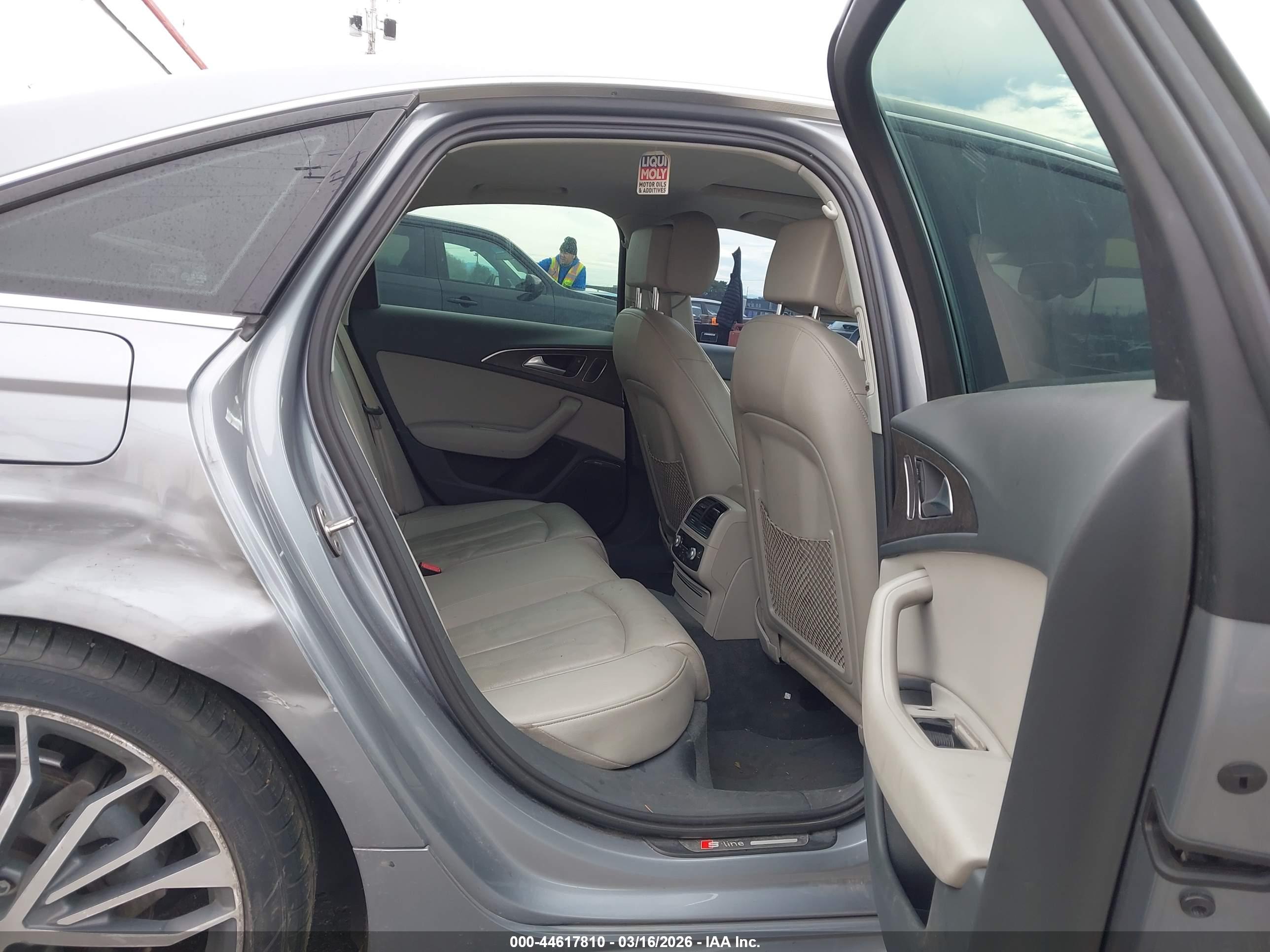 AUDI A6 image 8